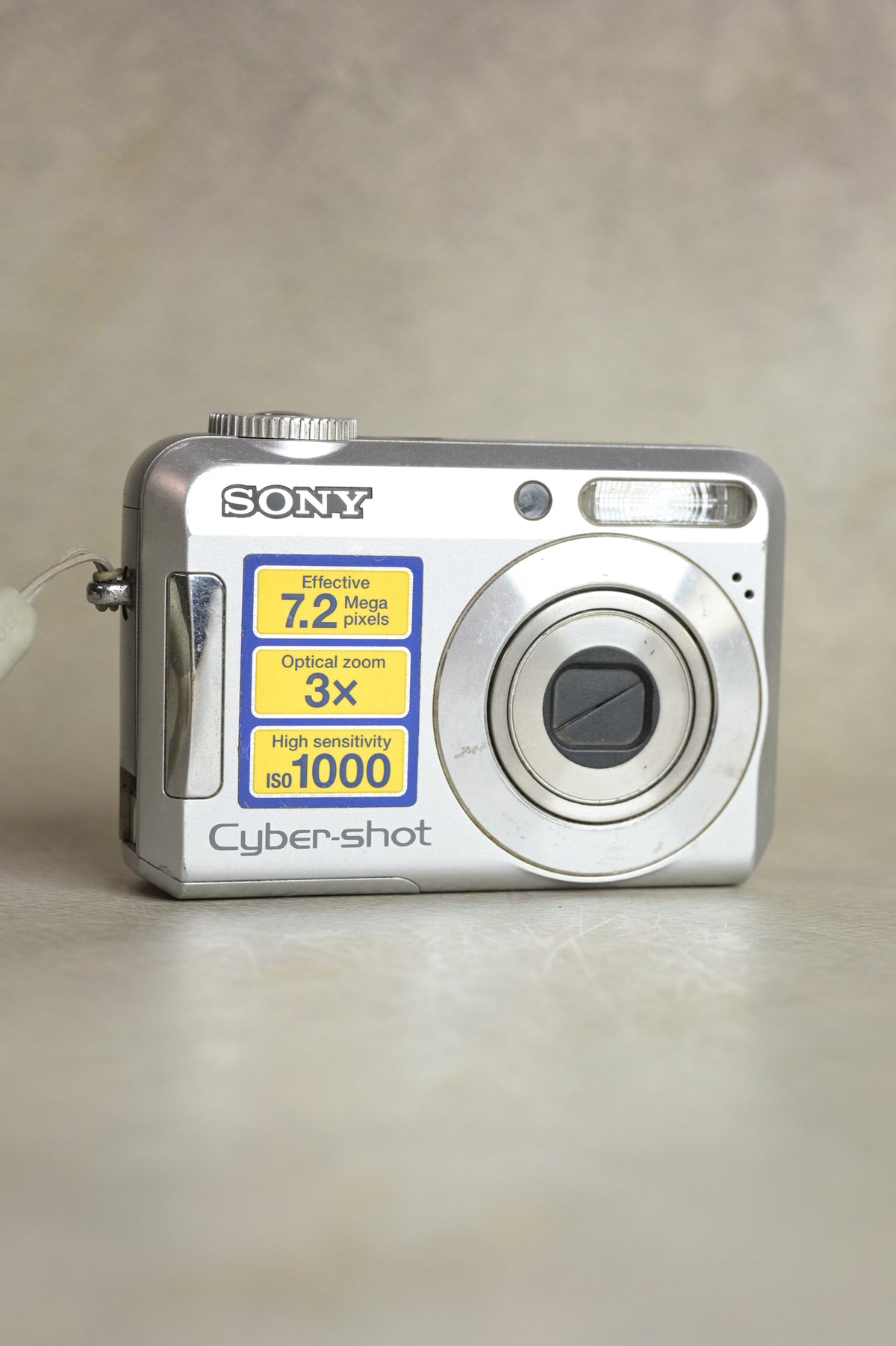 Sony Cyber-shot DSC-S650