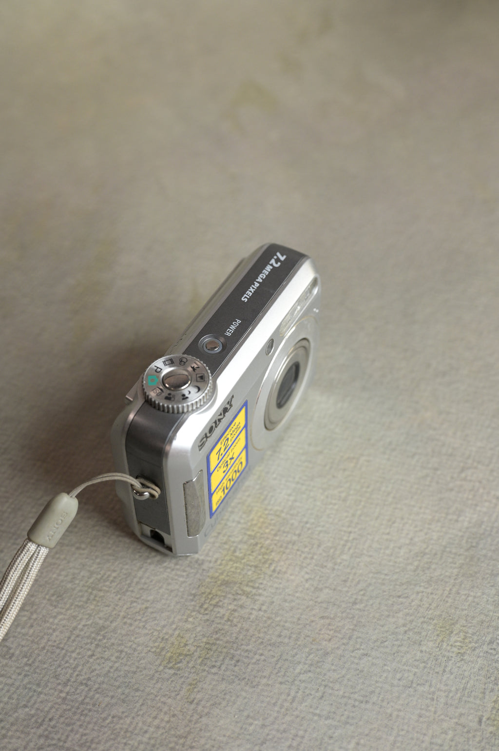 Sony Cyber-shot DSC-S650