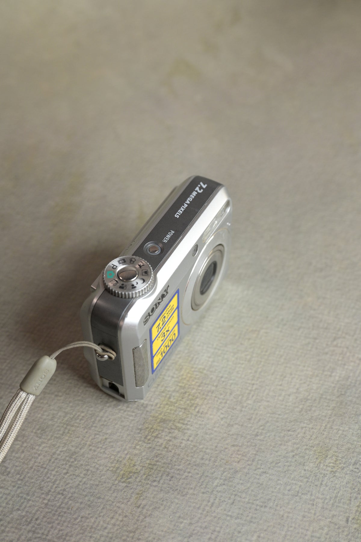 Sony Cyber-shot DSC-S650