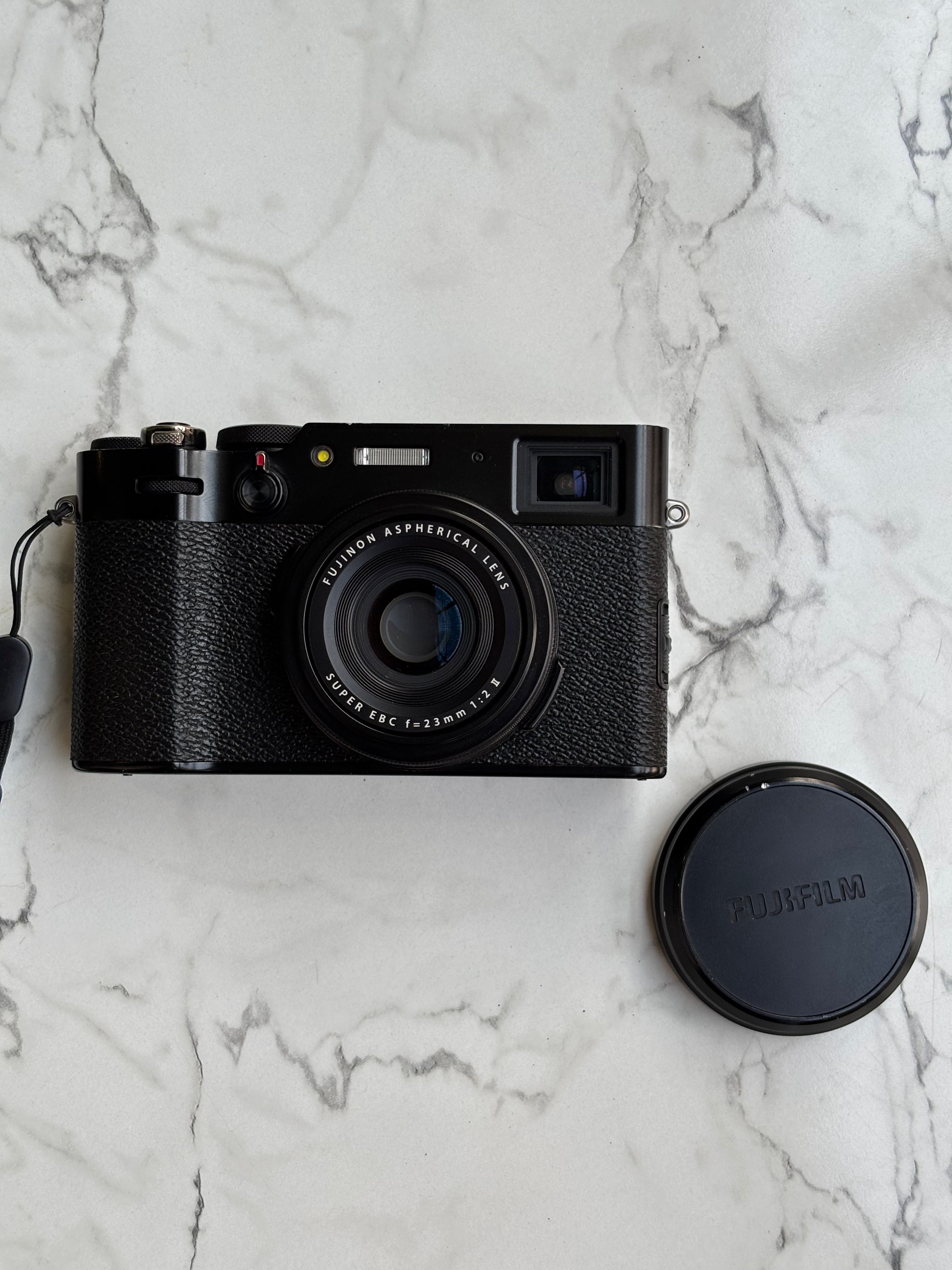 Fujifilm X100V