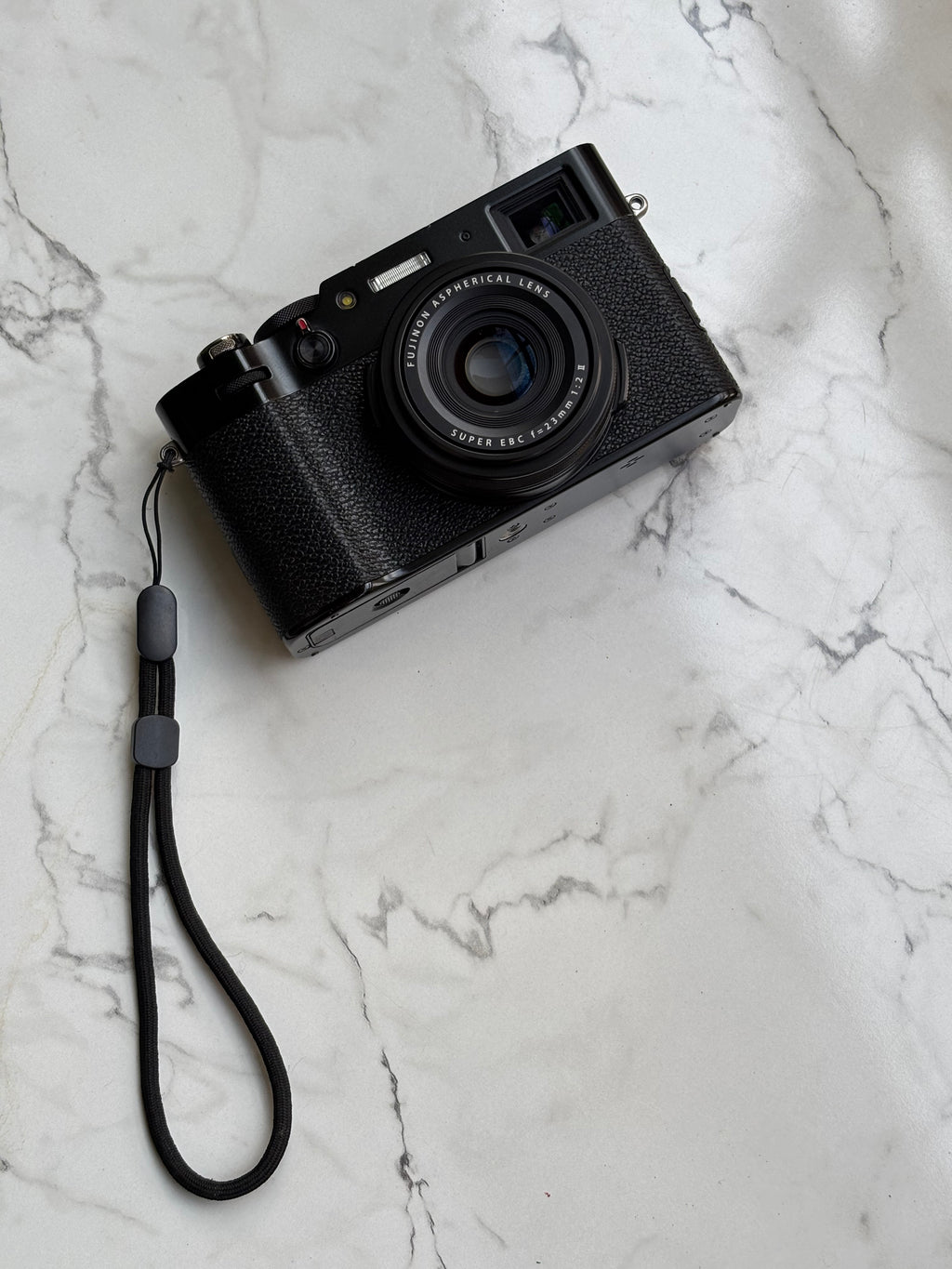 Fujifilm X100V