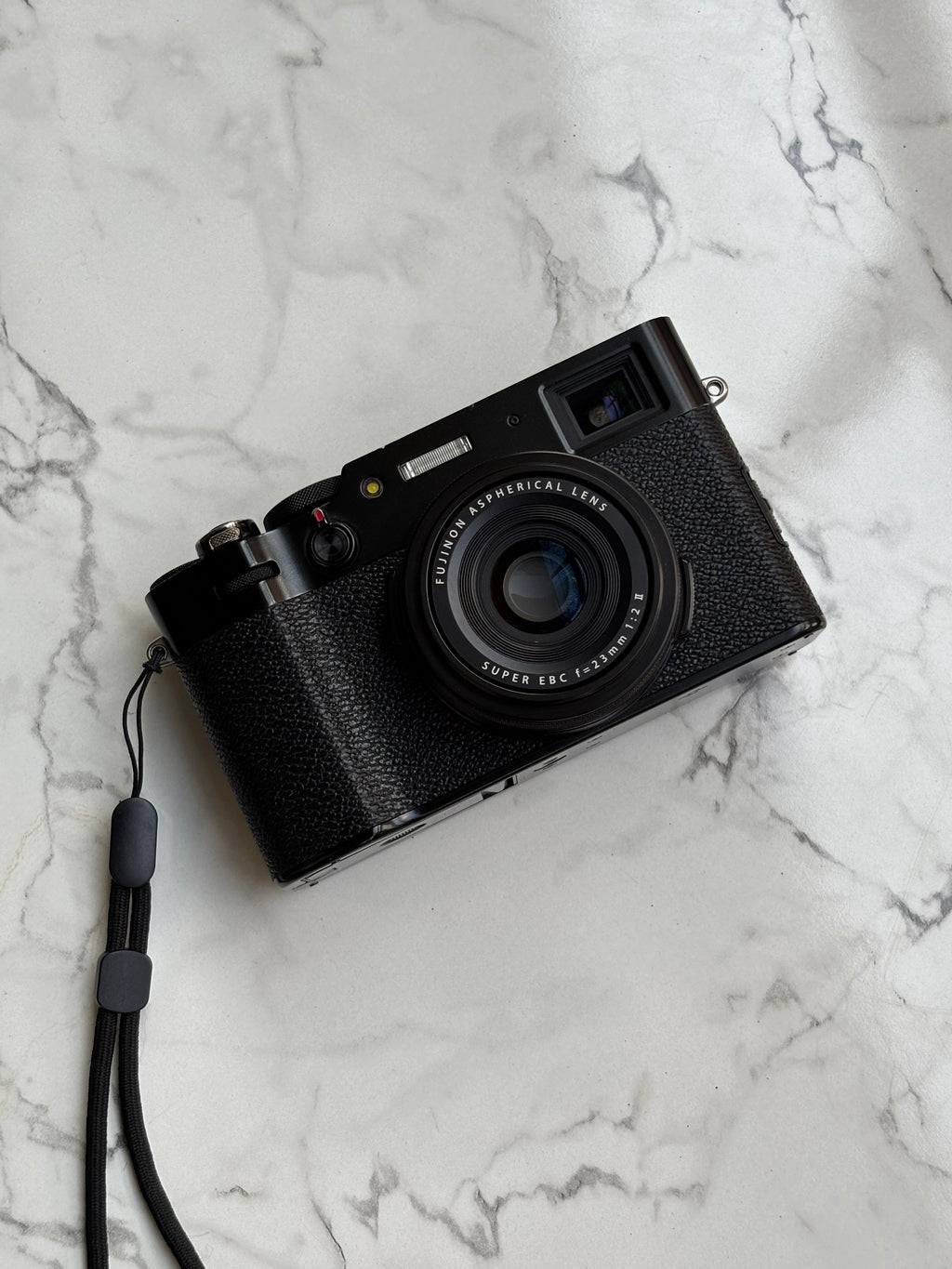 Fujifilm X100V