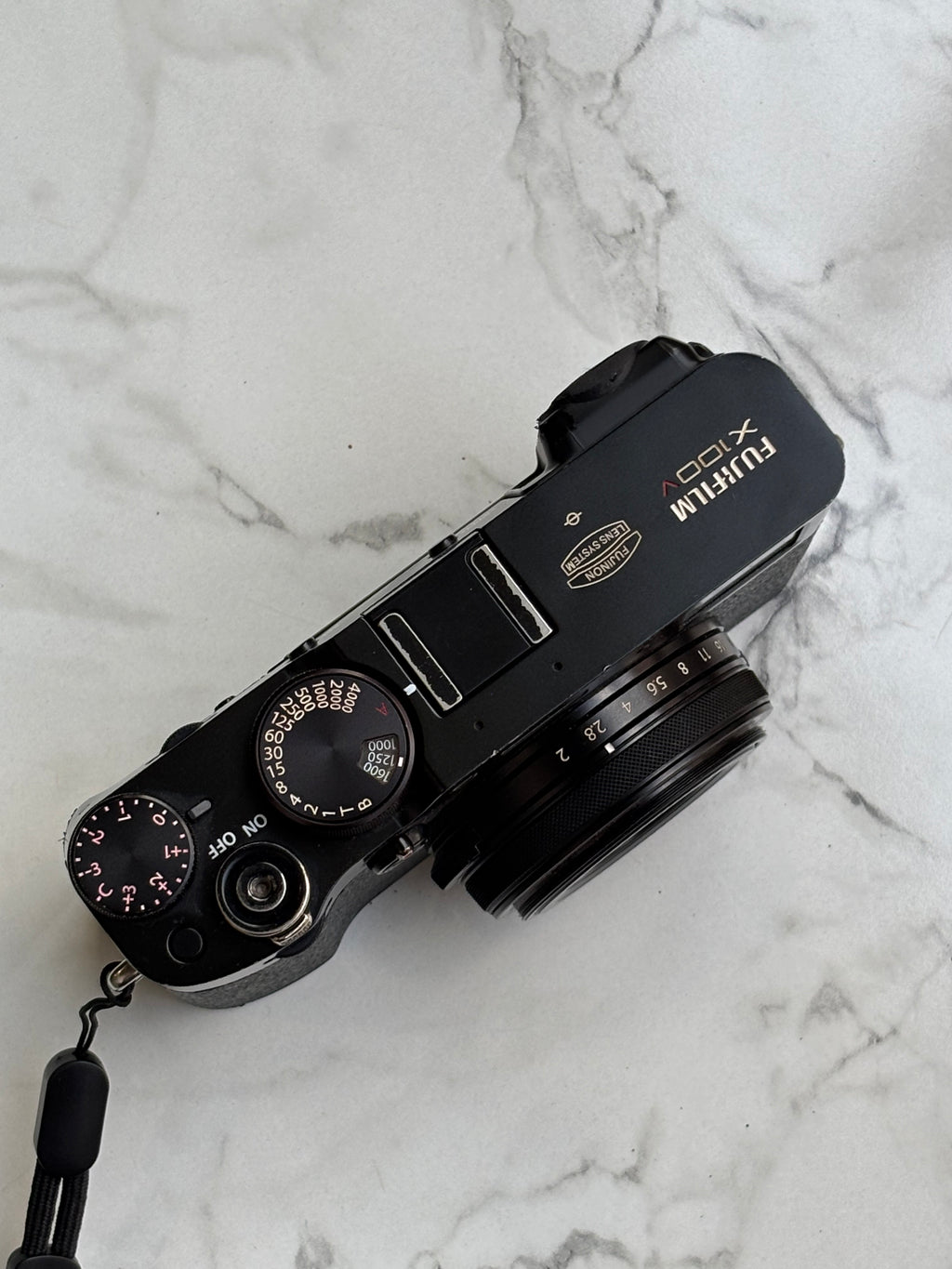 Fujifilm X100V