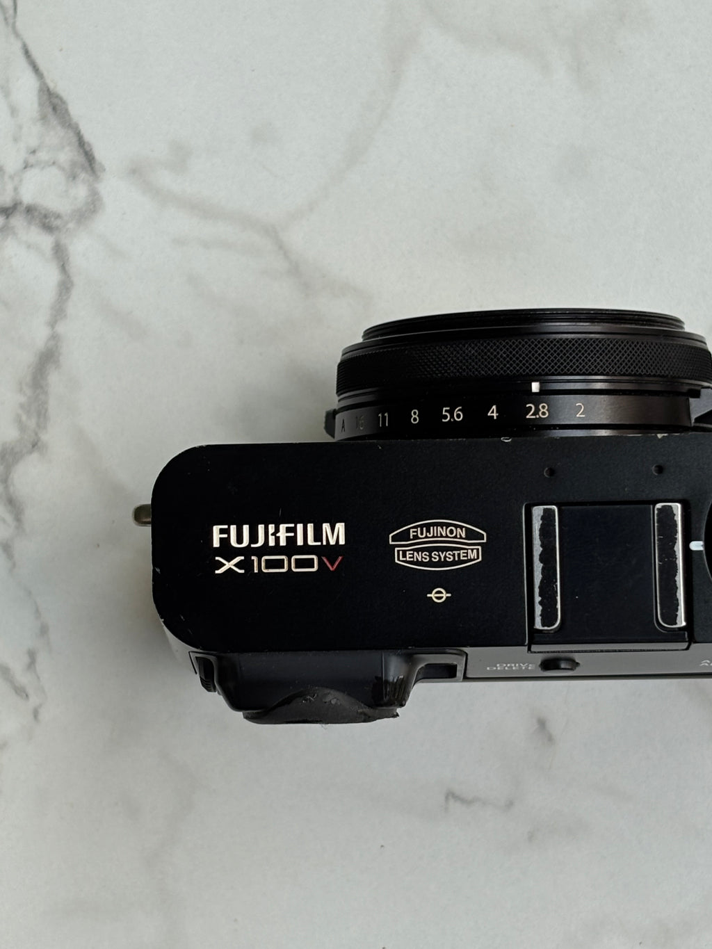 Fujifilm X100V