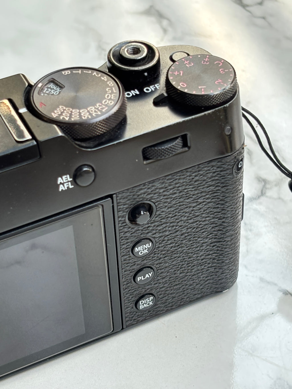 Fujifilm X100V