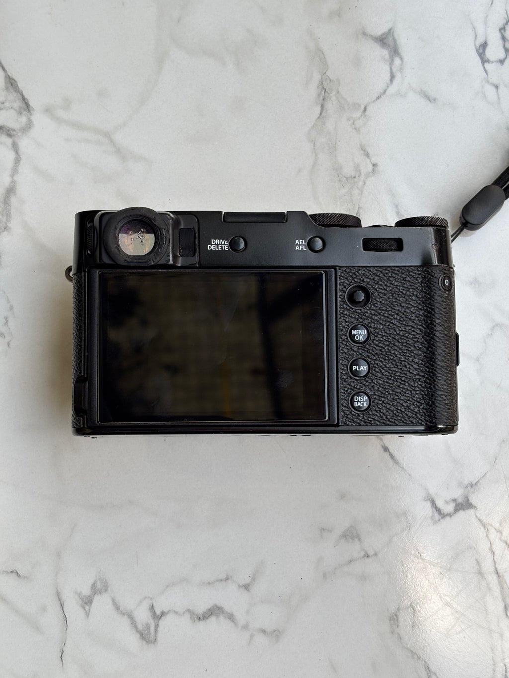 Fujifilm X100V