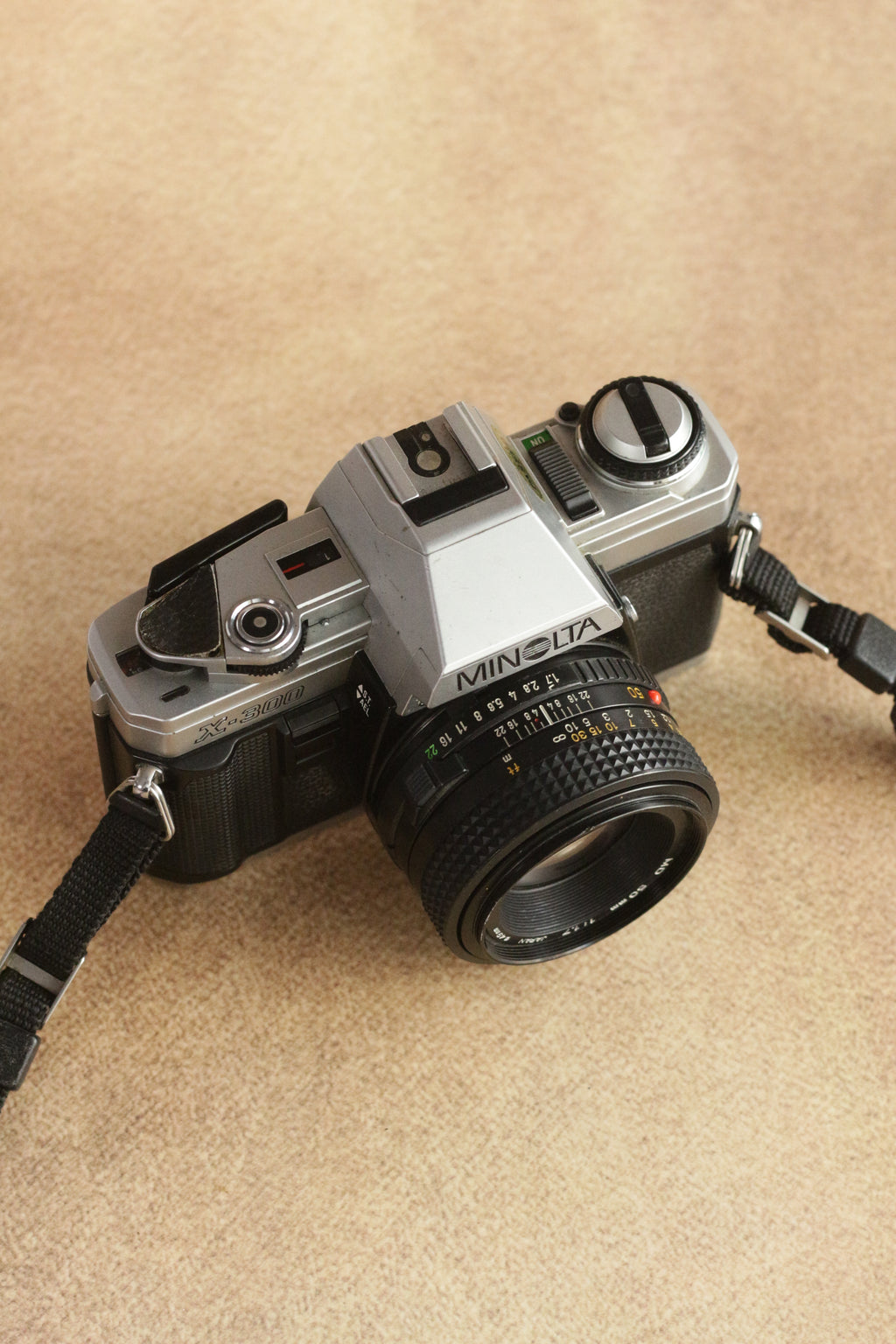 Minolta X-300 + Minolta MD 50mm F1.7