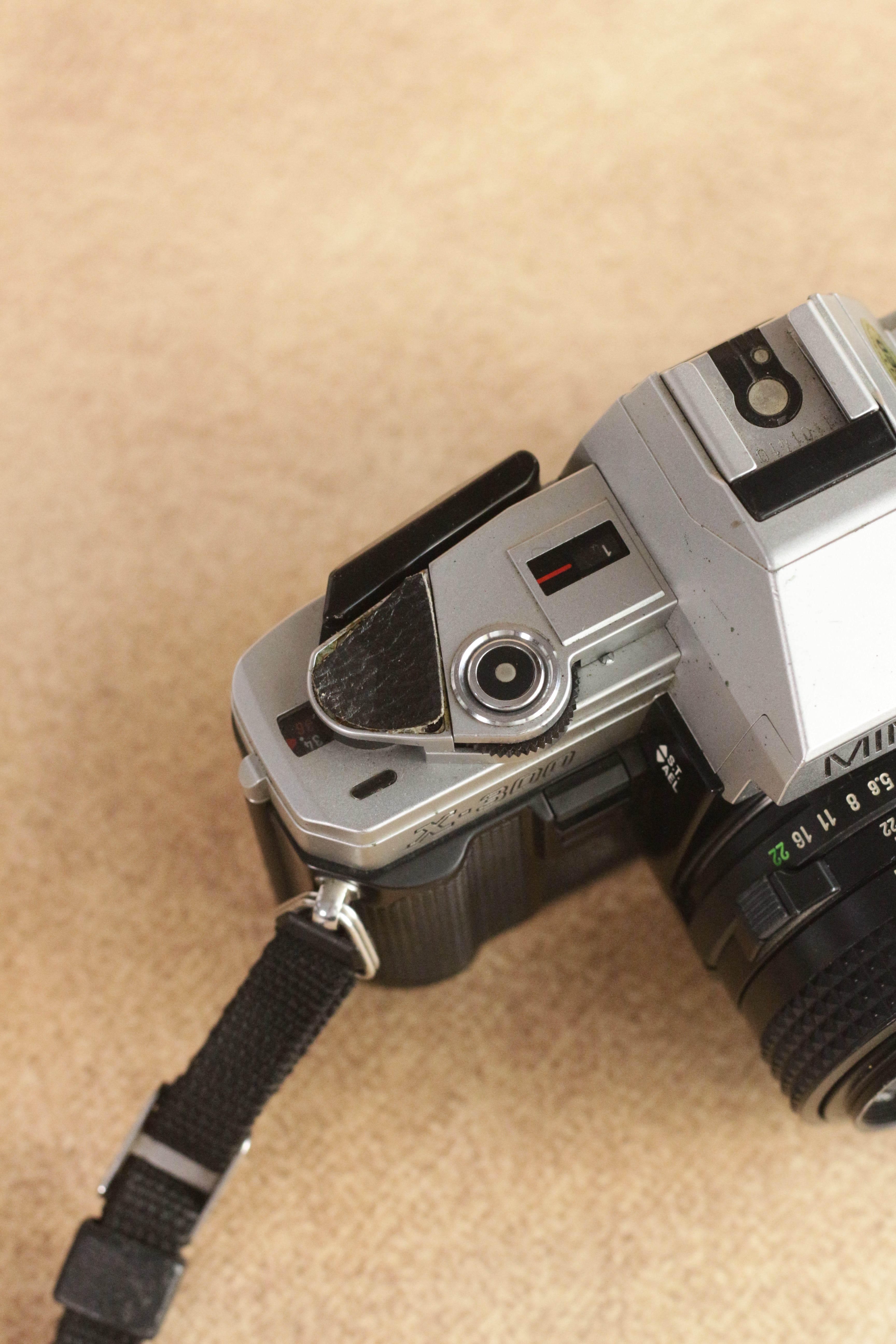 Minolta X-300 + Minolta MD 50mm F1.7