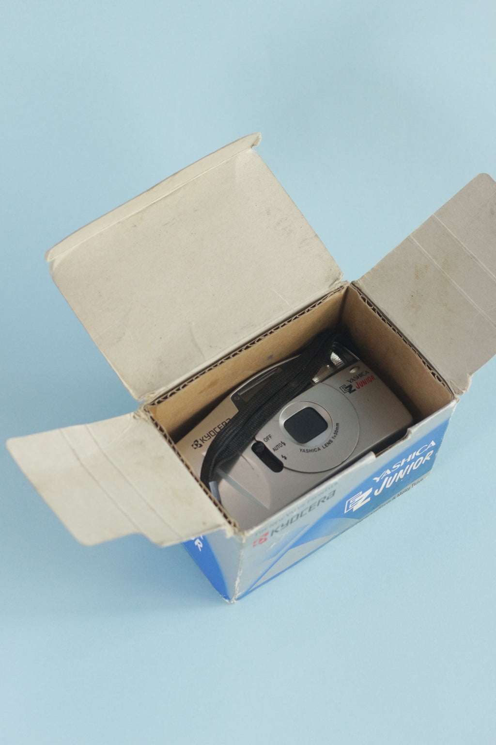 Kyocera Yashica EZ junior