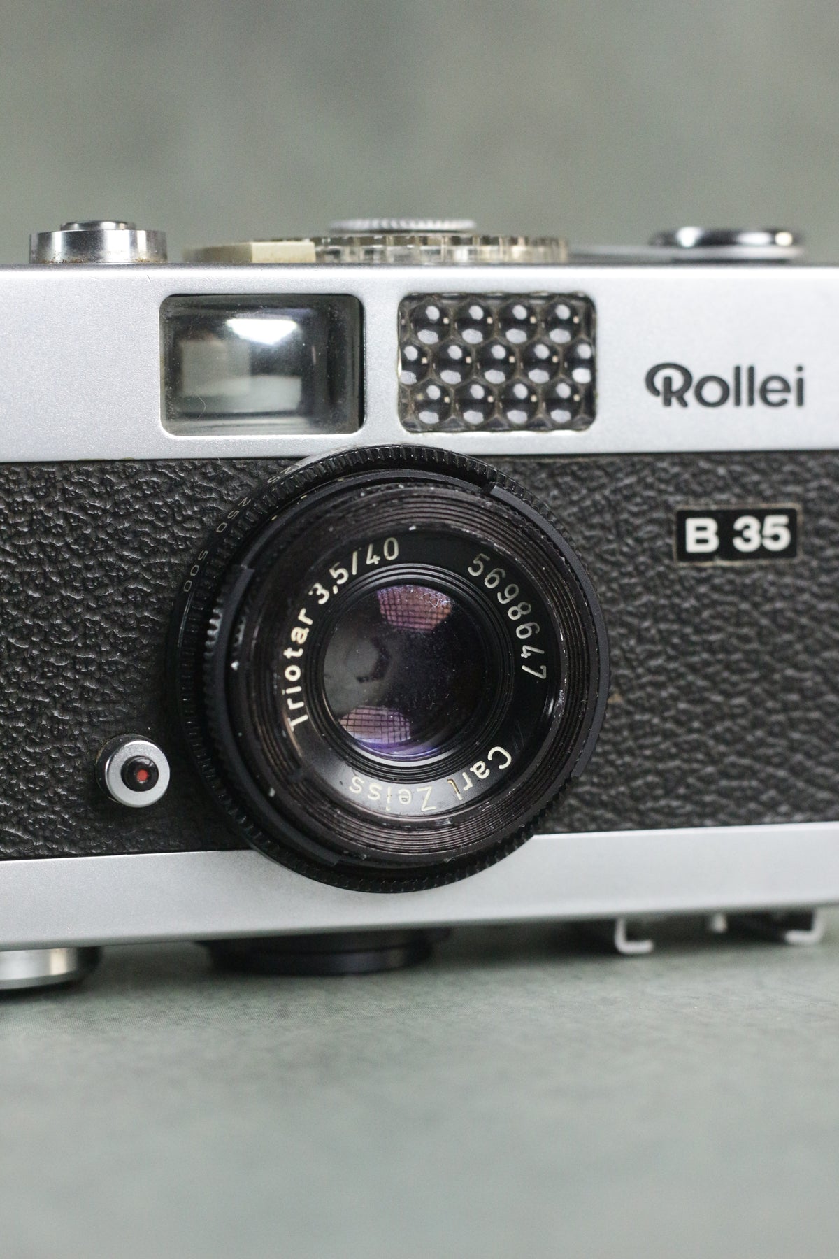 Rollei B 35