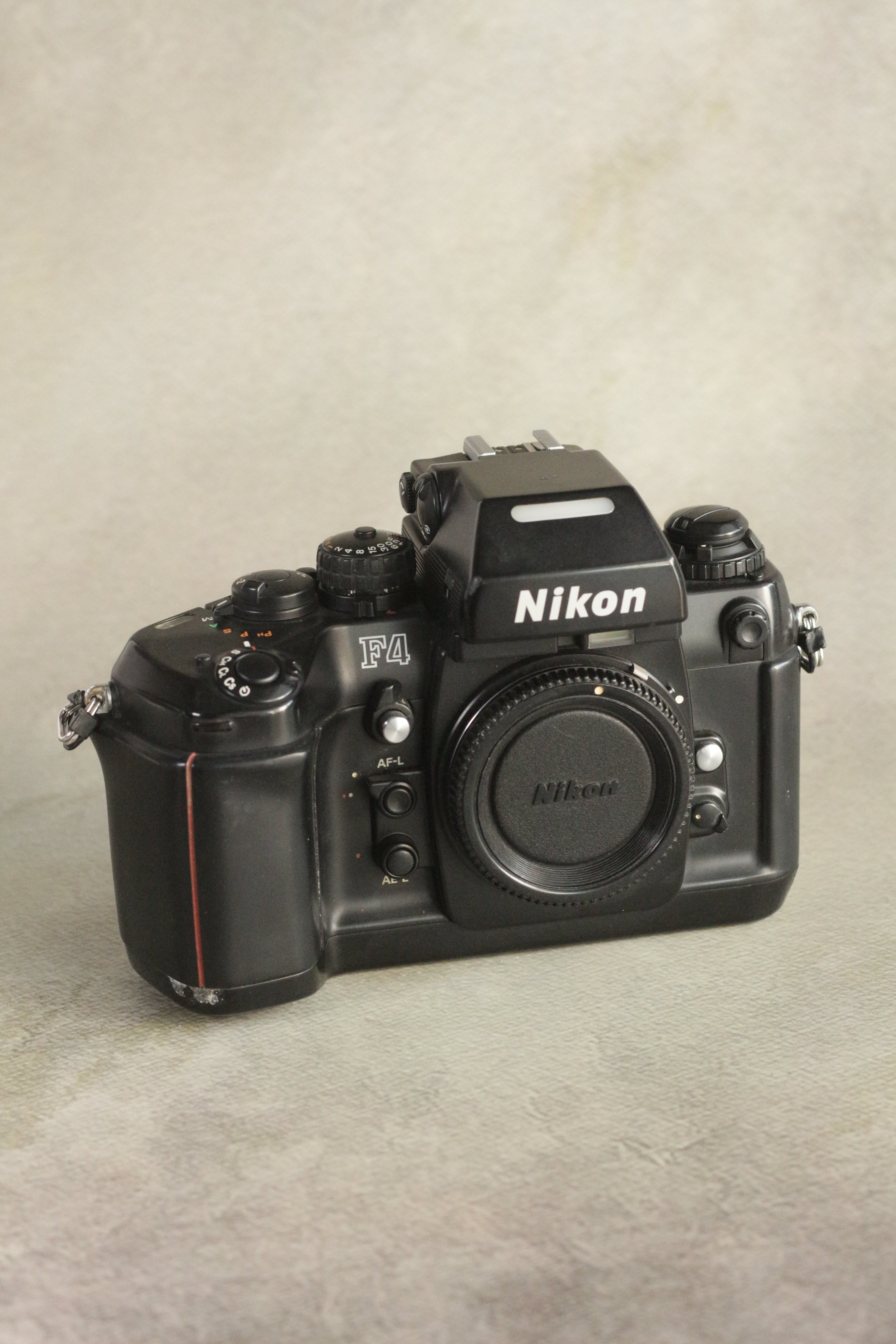 Nikon F4 + DP20 Viewfinder