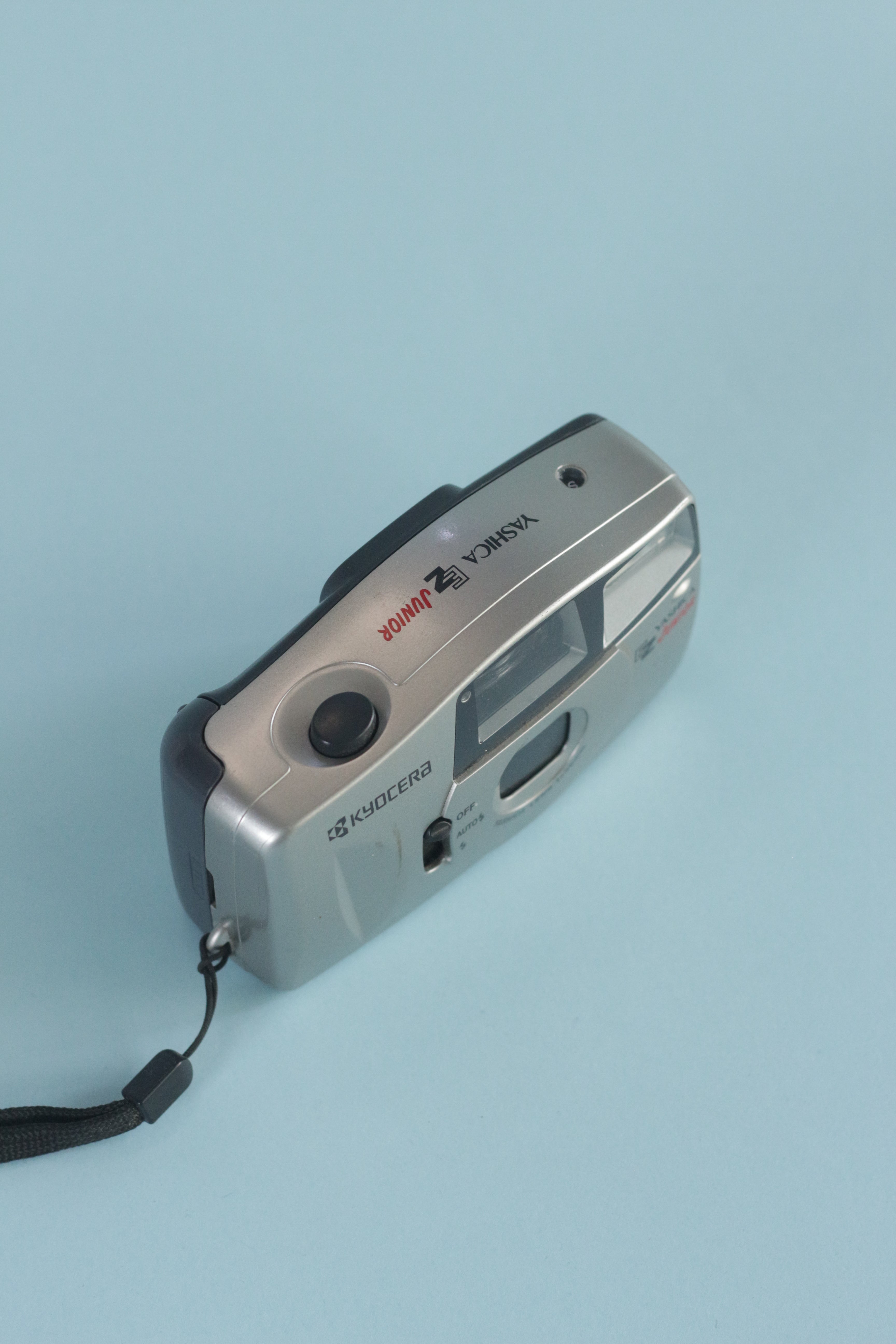 Kyocera Yashica EZ junior