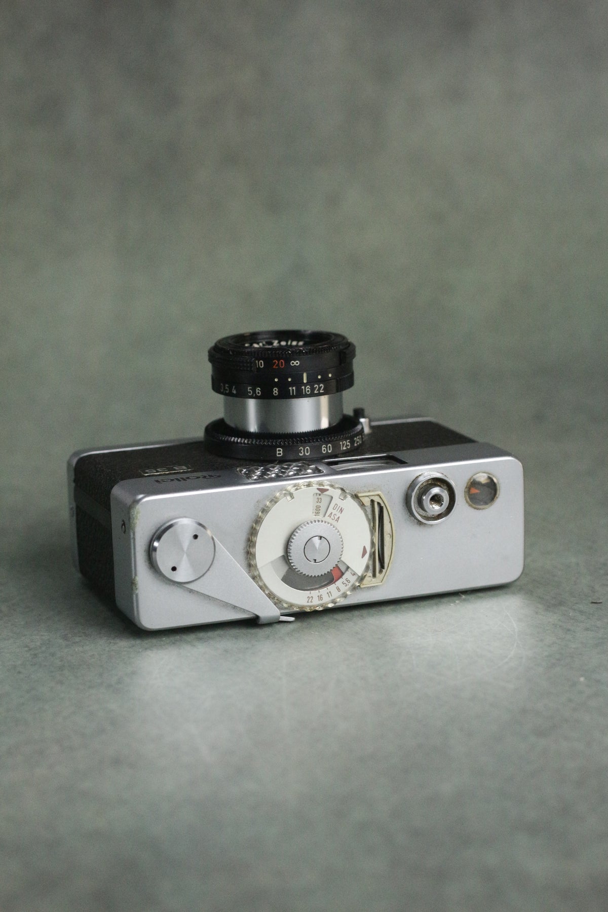 Rollei B 35