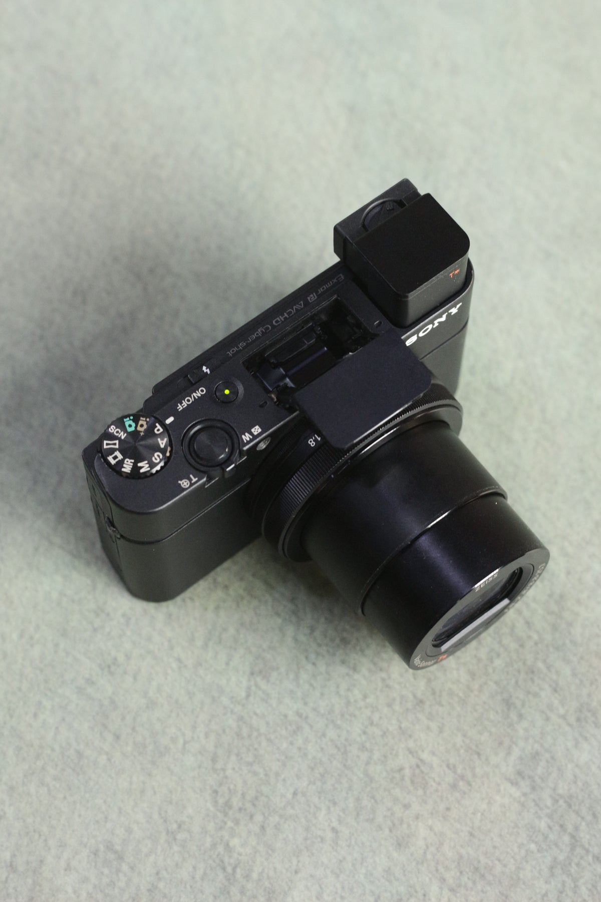 Sony Cyber-shot RX100 III