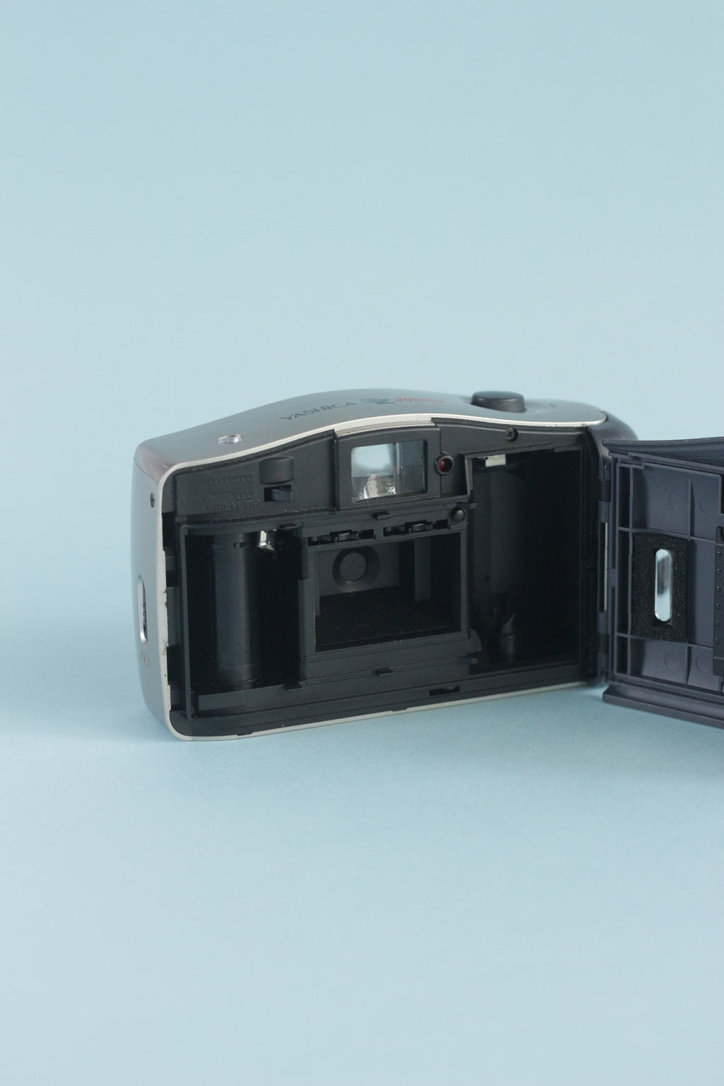 Kyocera Yashica EZ junior