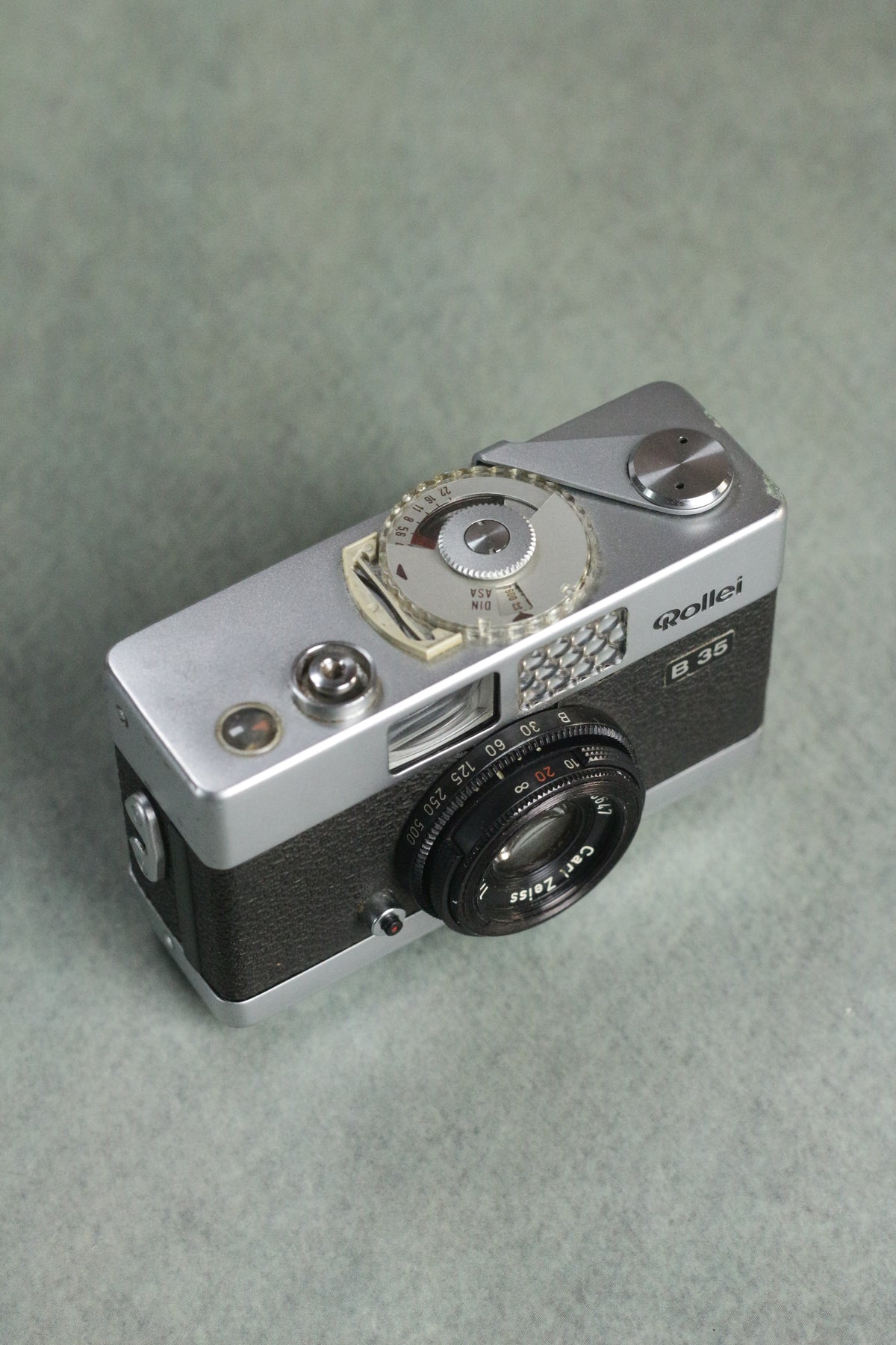 Rollei B 35