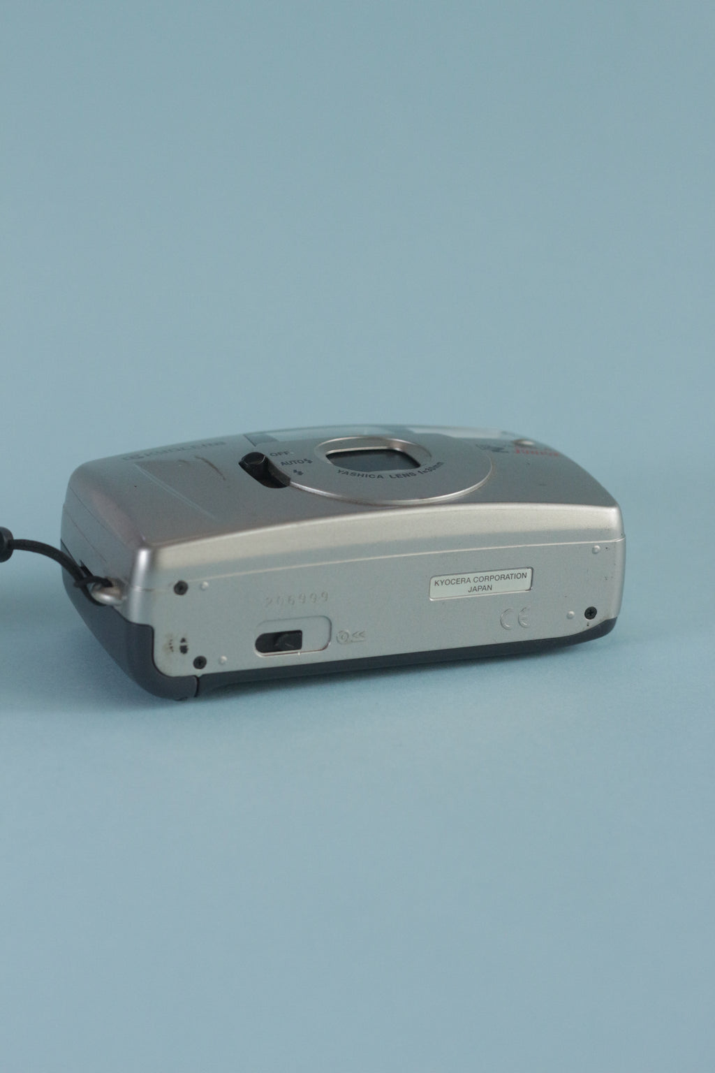 Kyocera Yashica EZ junior