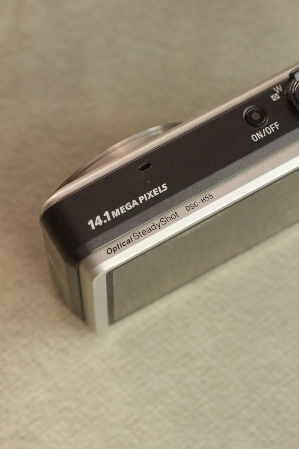 Sony Cyber-shot DSC-H55