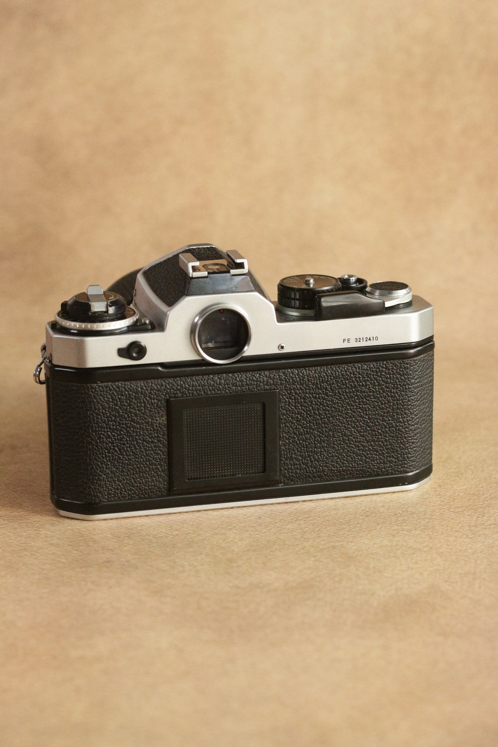 Nikon FE + Nikkor Series E 36-72mm F3.5 (constant aperture)