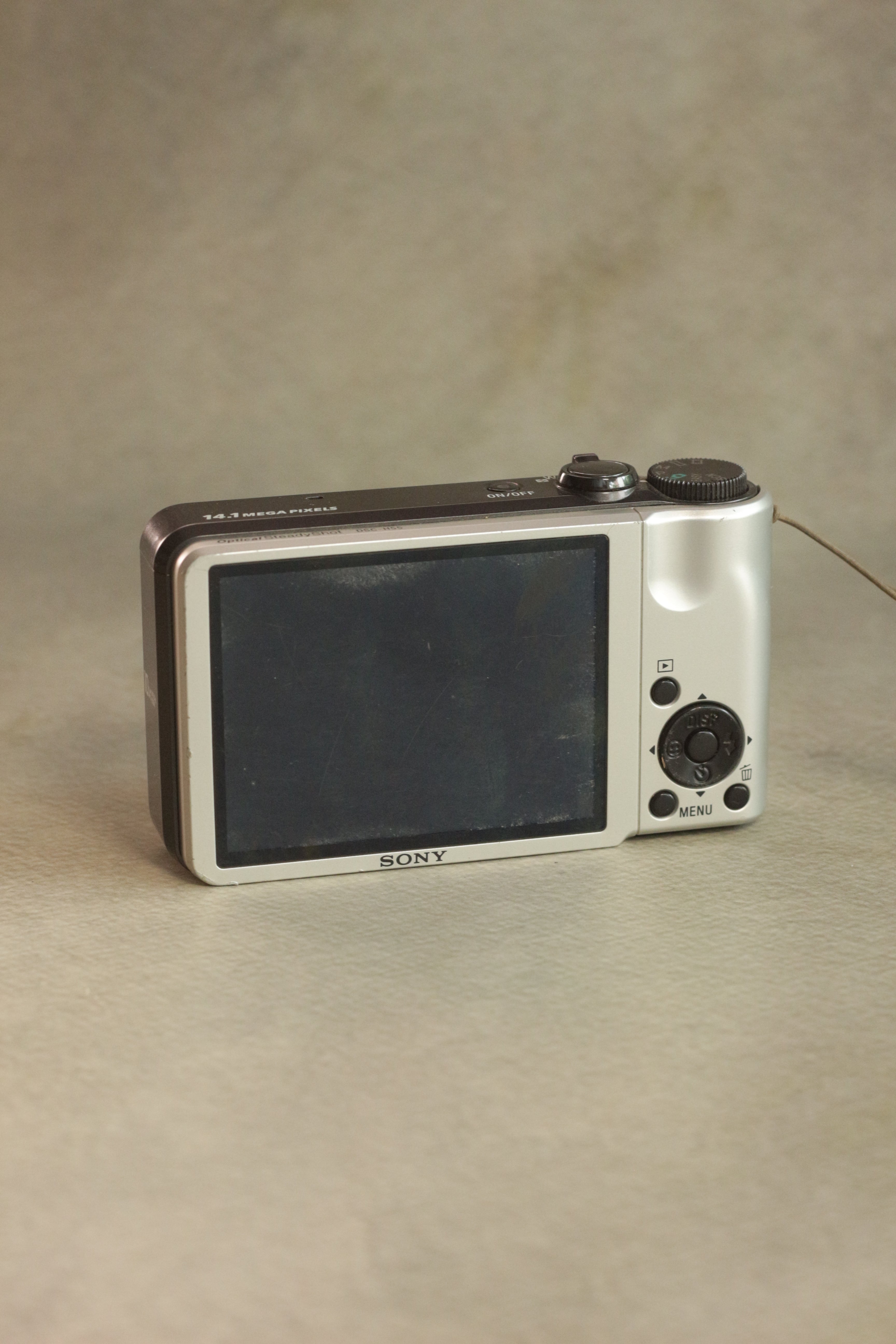 Sony Cyber-shot DSC-H55