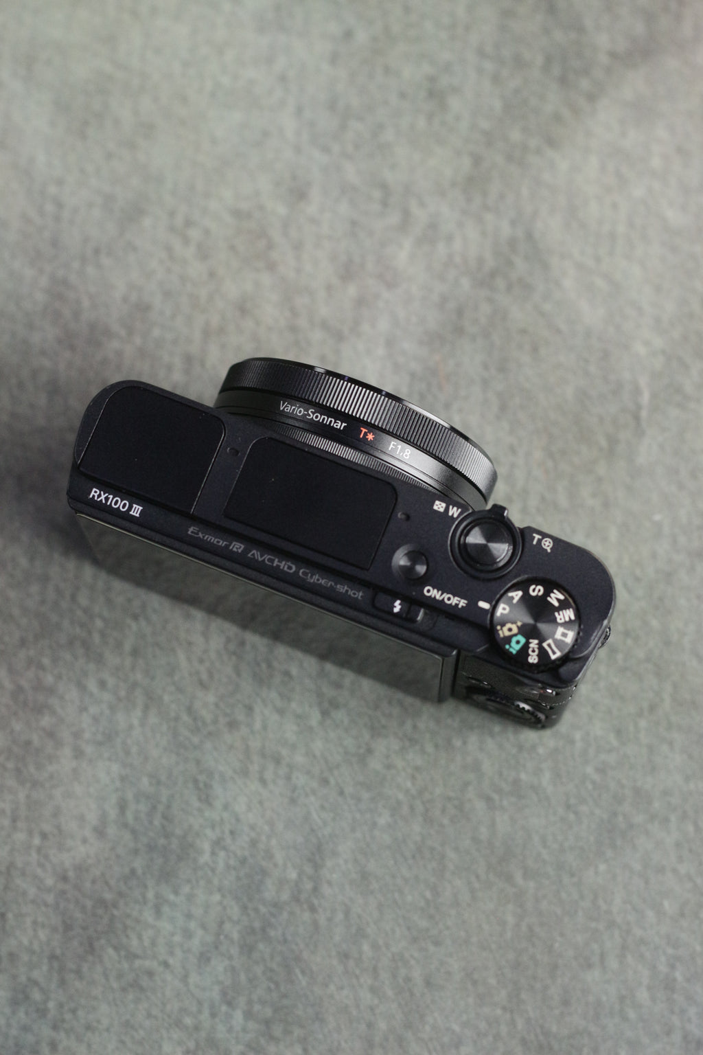 Sony Cyber-shot RX100 III