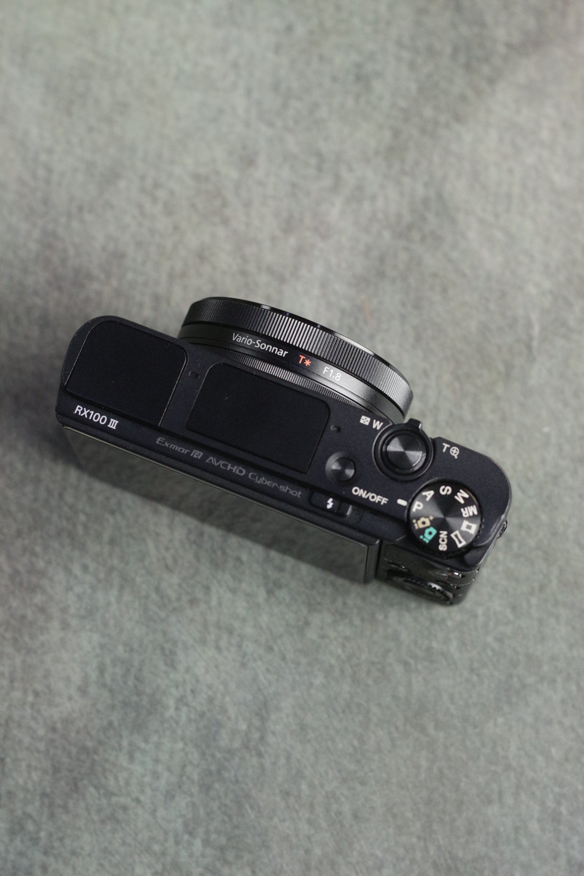 Sony Cyber-shot RX100 III