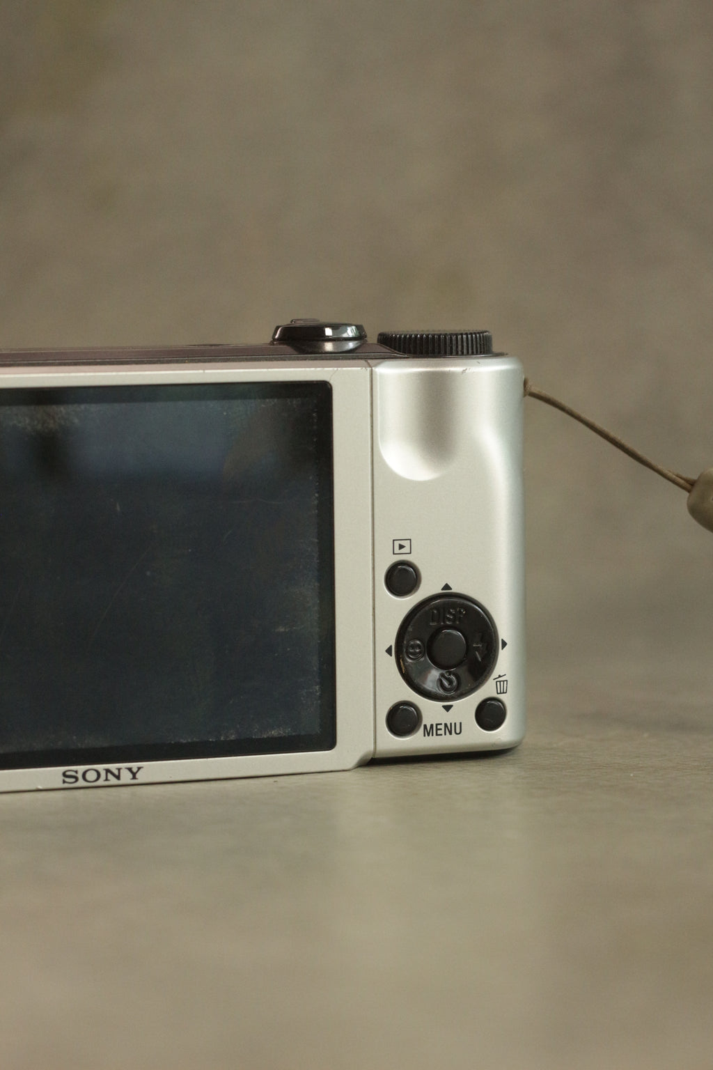 Sony Cyber-shot DSC-H55