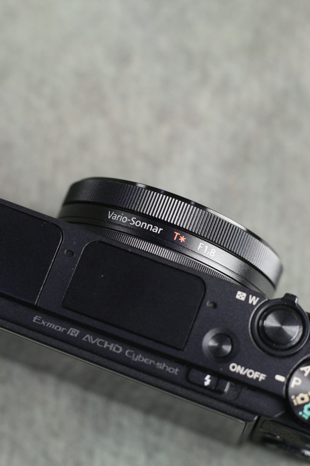 Sony Cyber-shot RX100 III