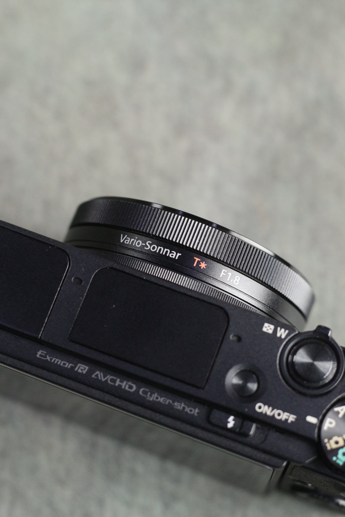 Sony Cyber-shot RX100 III