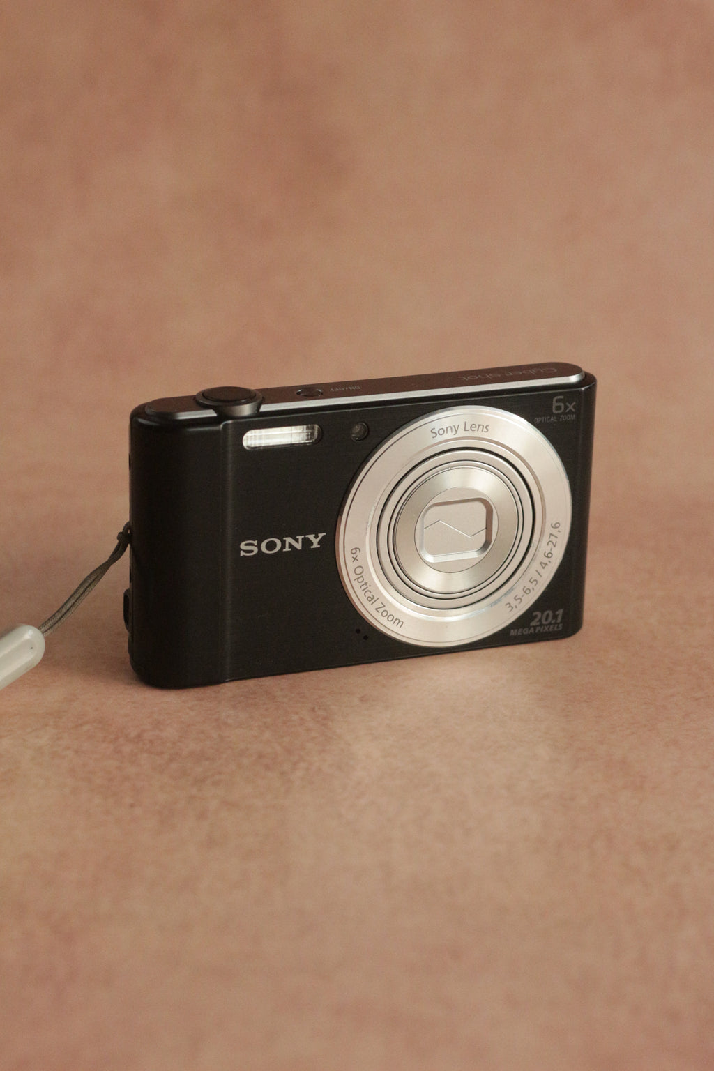 Sony Cyber-shot DSC-W810 + original box