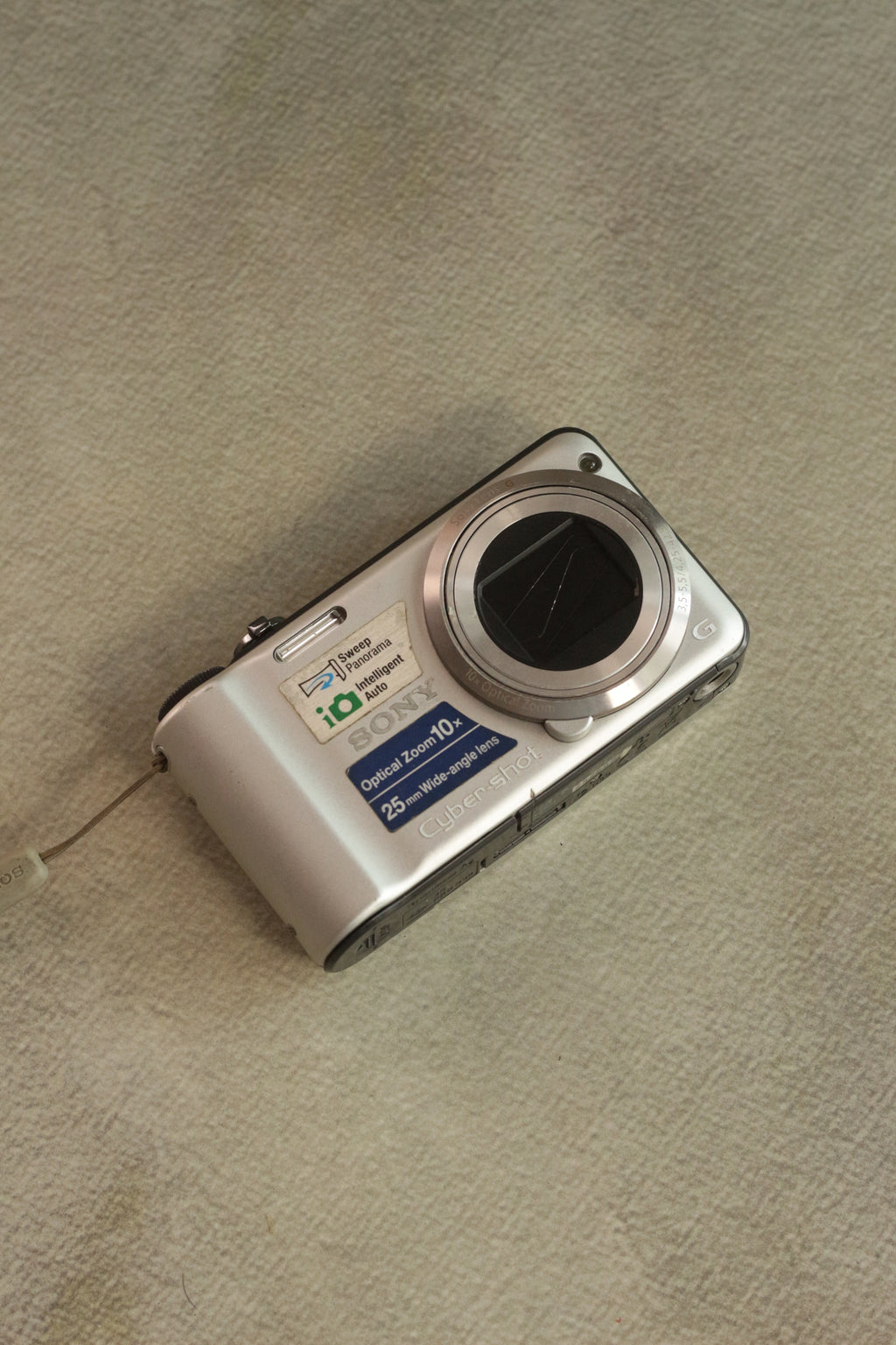 Sony Cyber-shot DSC-H55