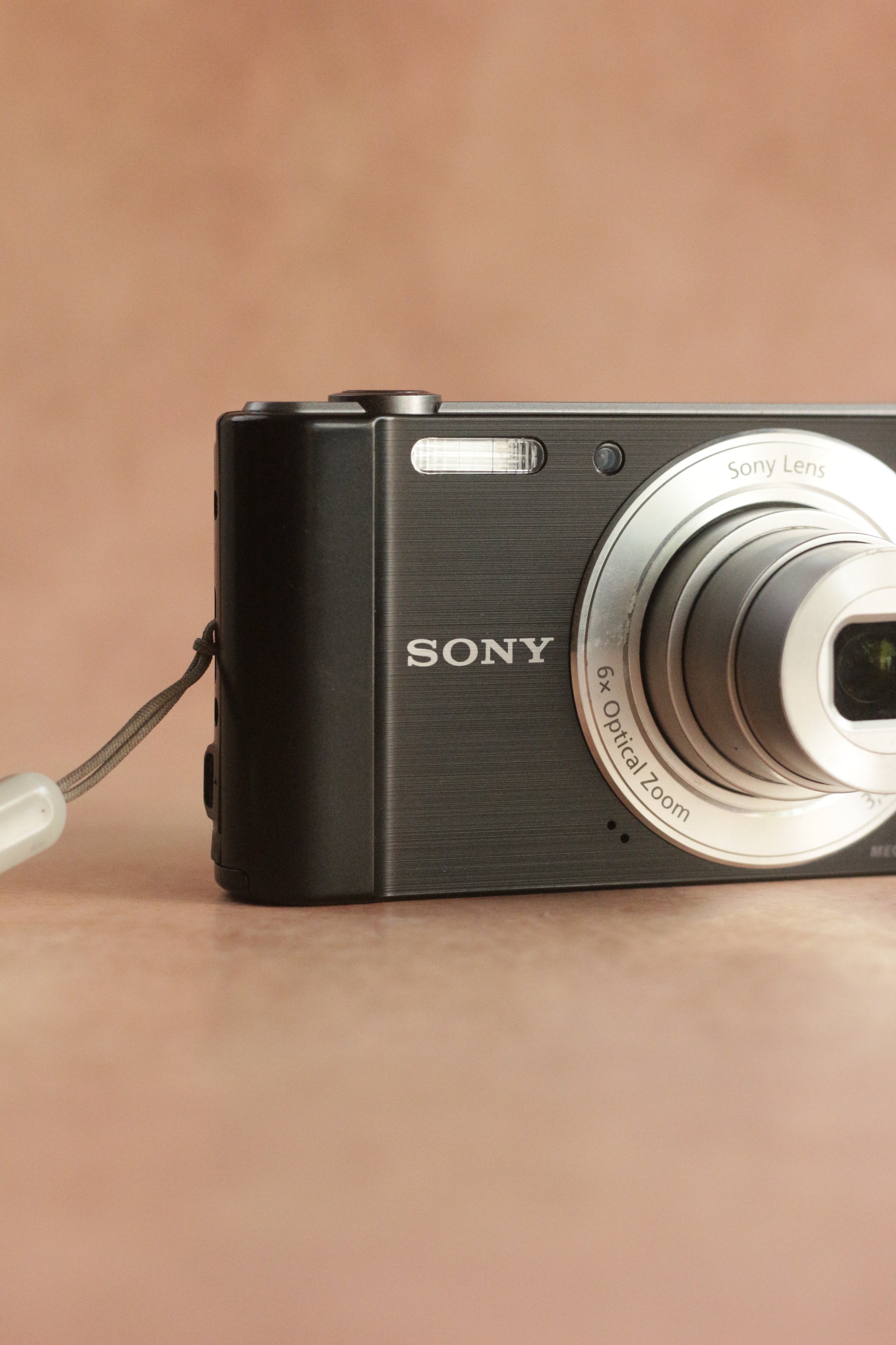 Sony Cyber-shot DSC-W810 + original box