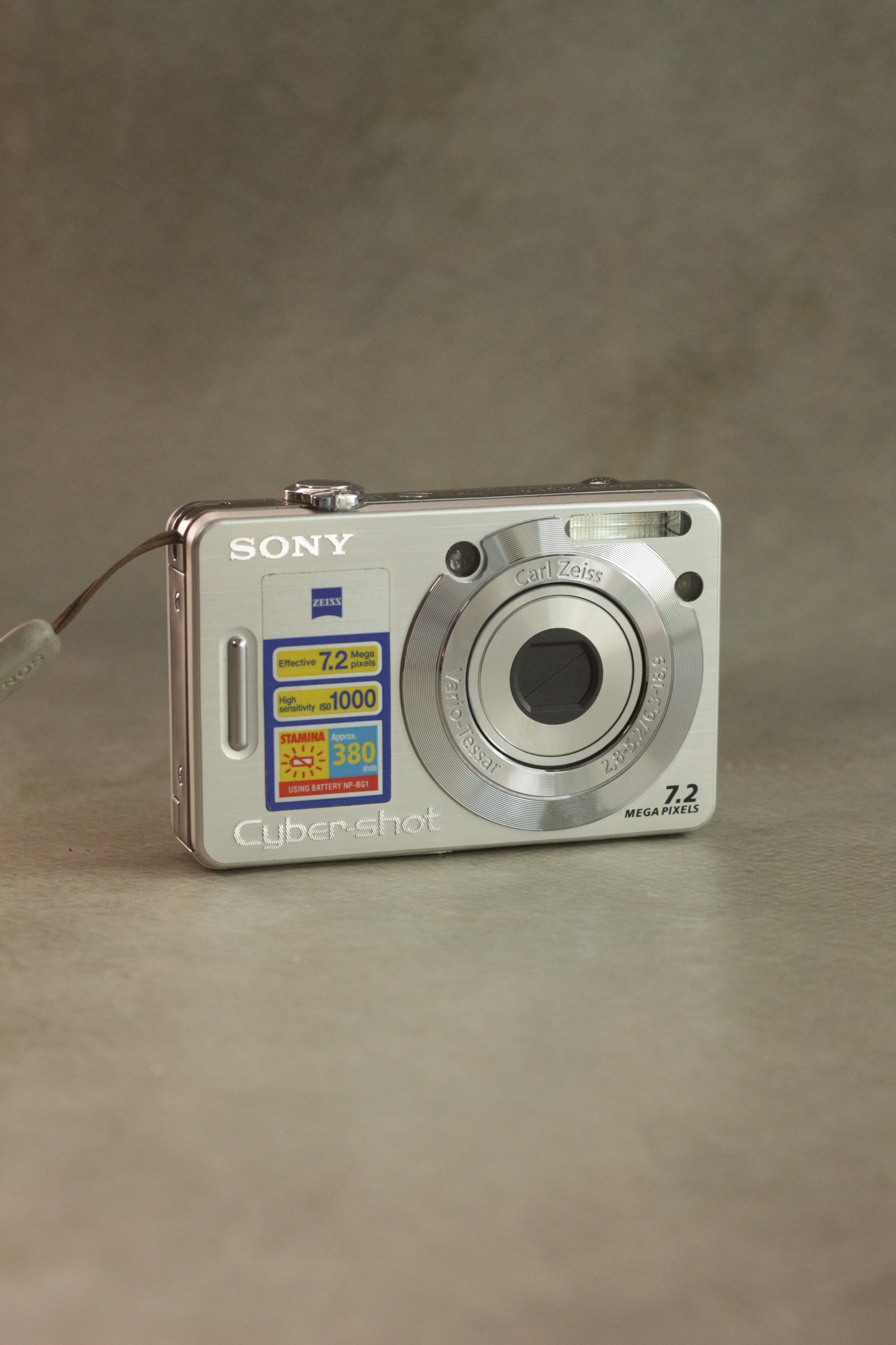 Sony Cyber-shot DSC-W55