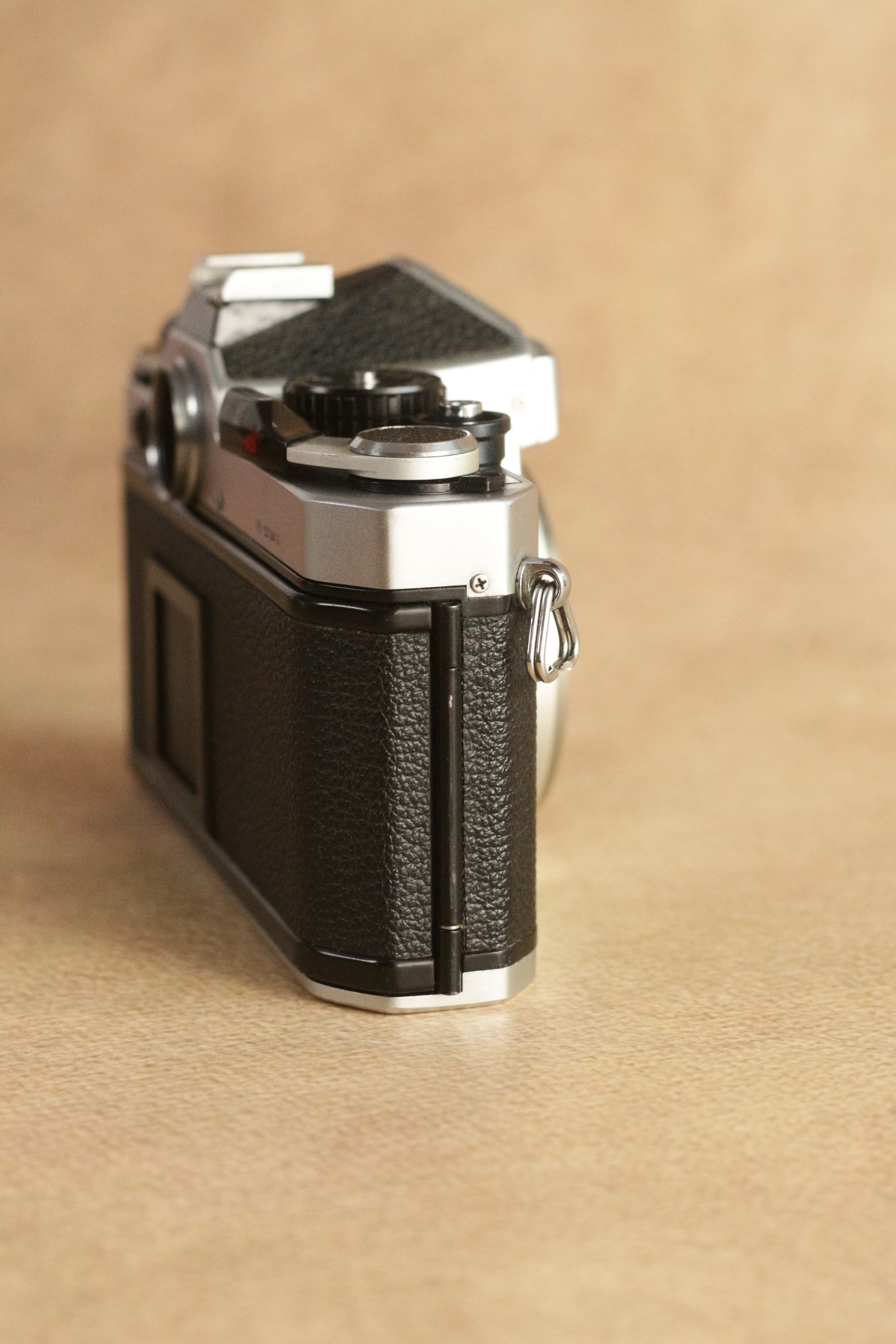 Nikon FE + Nikkor Series E 36-72mm F3.5 (constant aperture)