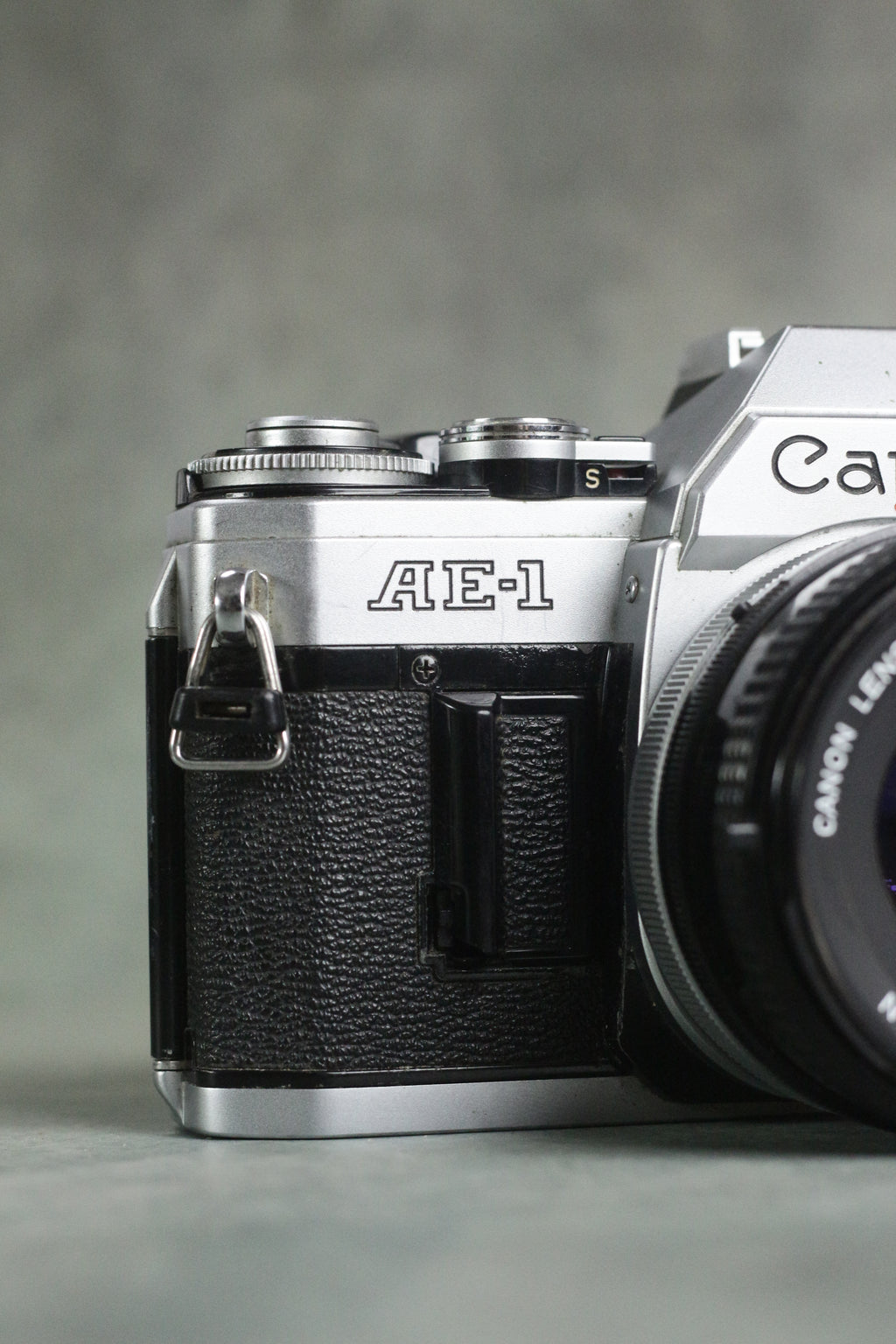 Canon AE-1 + Canon FD 50mm F1.8 S.C.