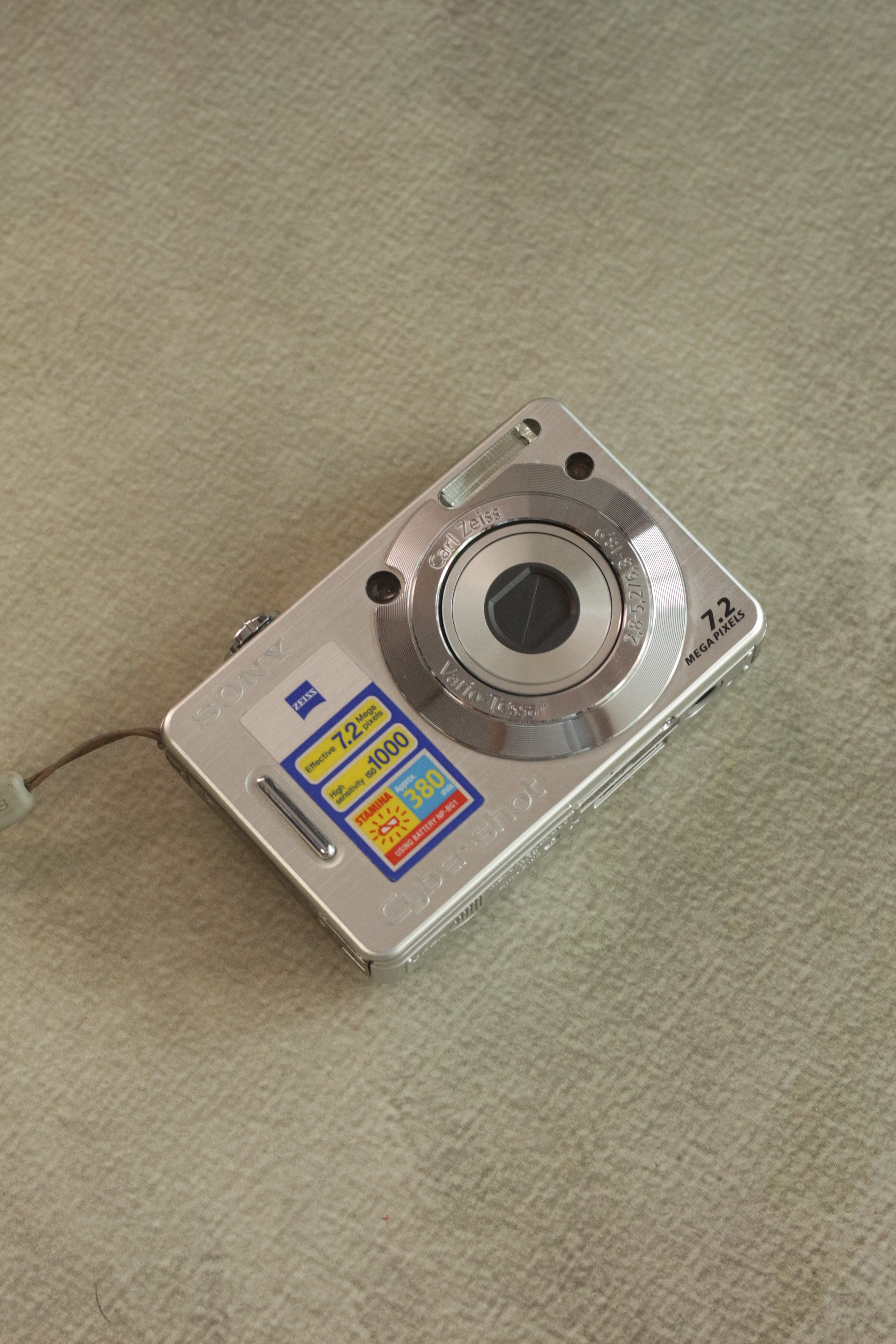 Sony Cyber-shot DSC-W55