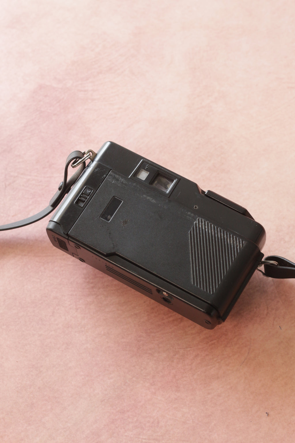Yashica MF2