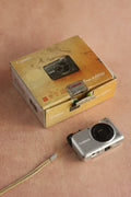 Canon PowerShot A2200 + original box