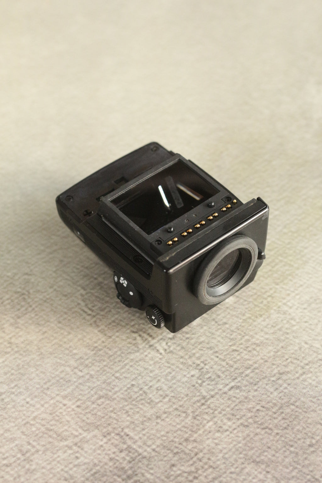 Nikon F4 + DP20 Viewfinder