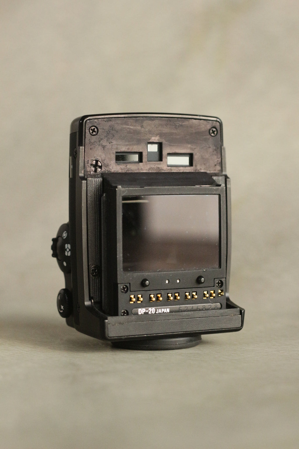 Nikon F4 + DP20 Viewfinder