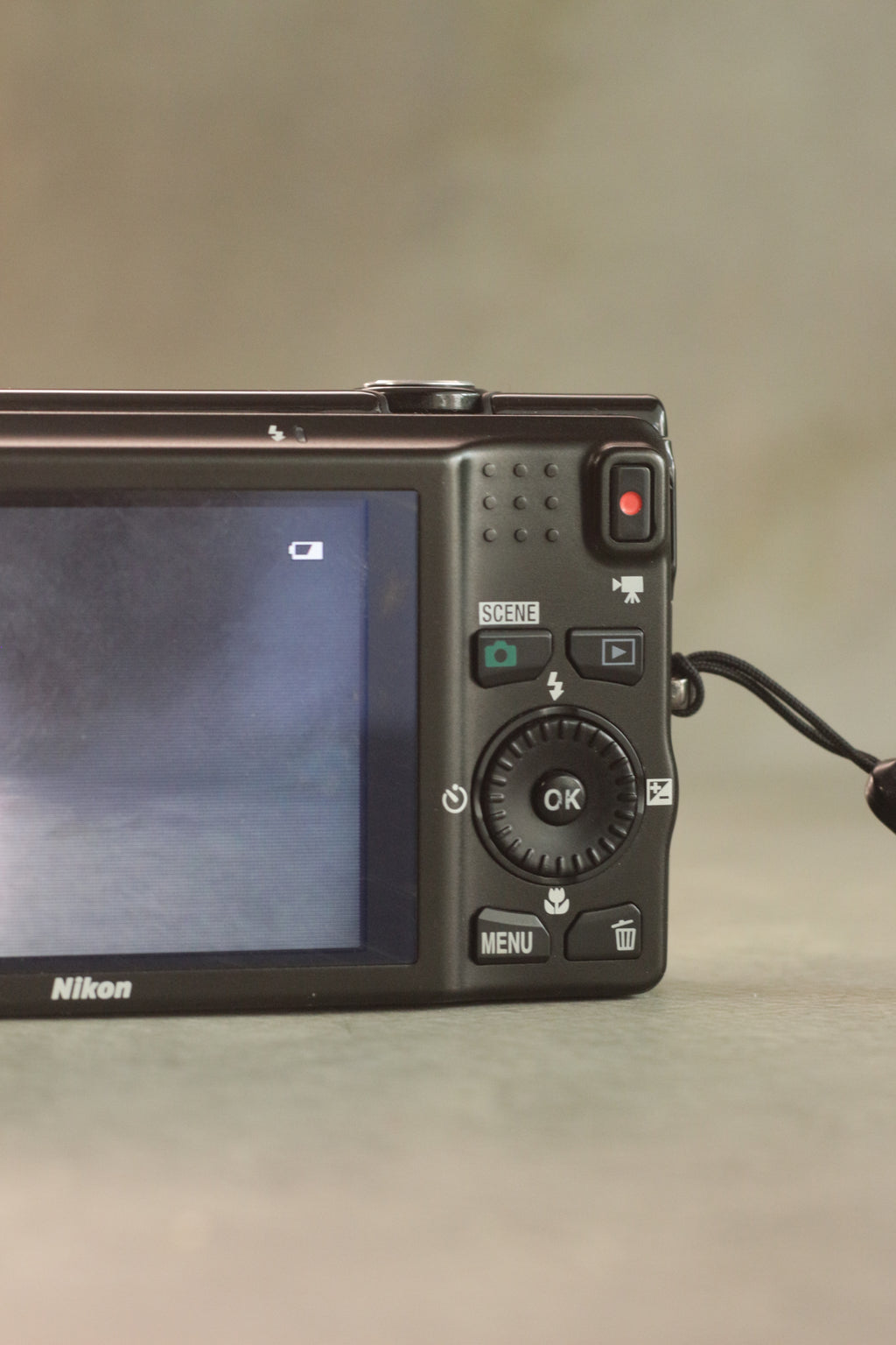 Nikon Coolpix S6200