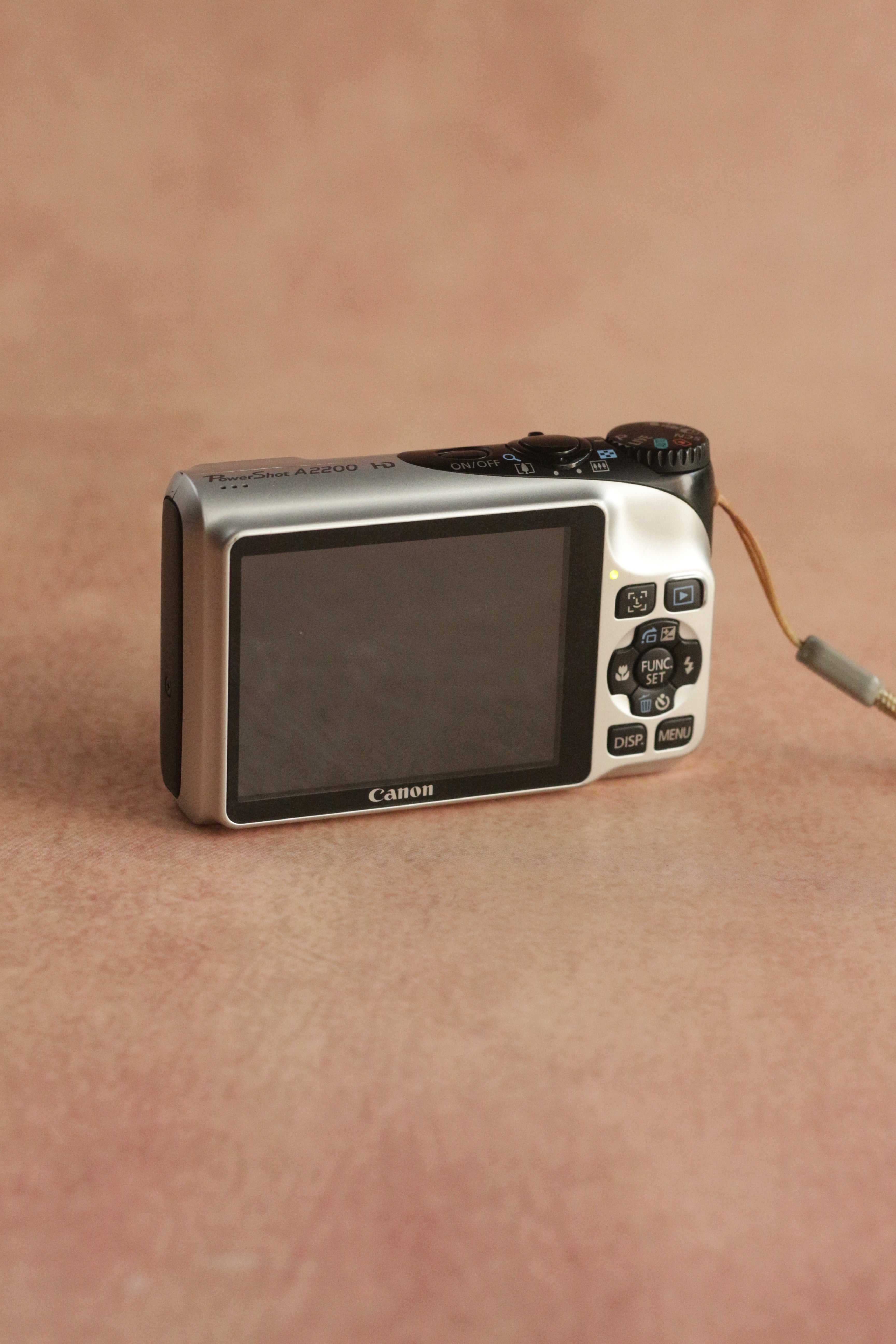Canon PowerShot A2200 + original box
