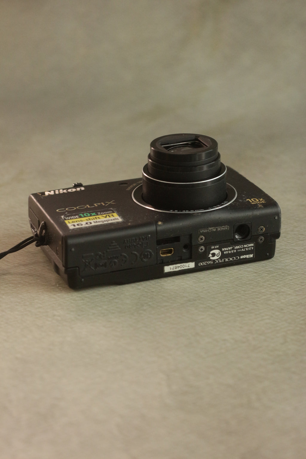 Nikon Coolpix S6200