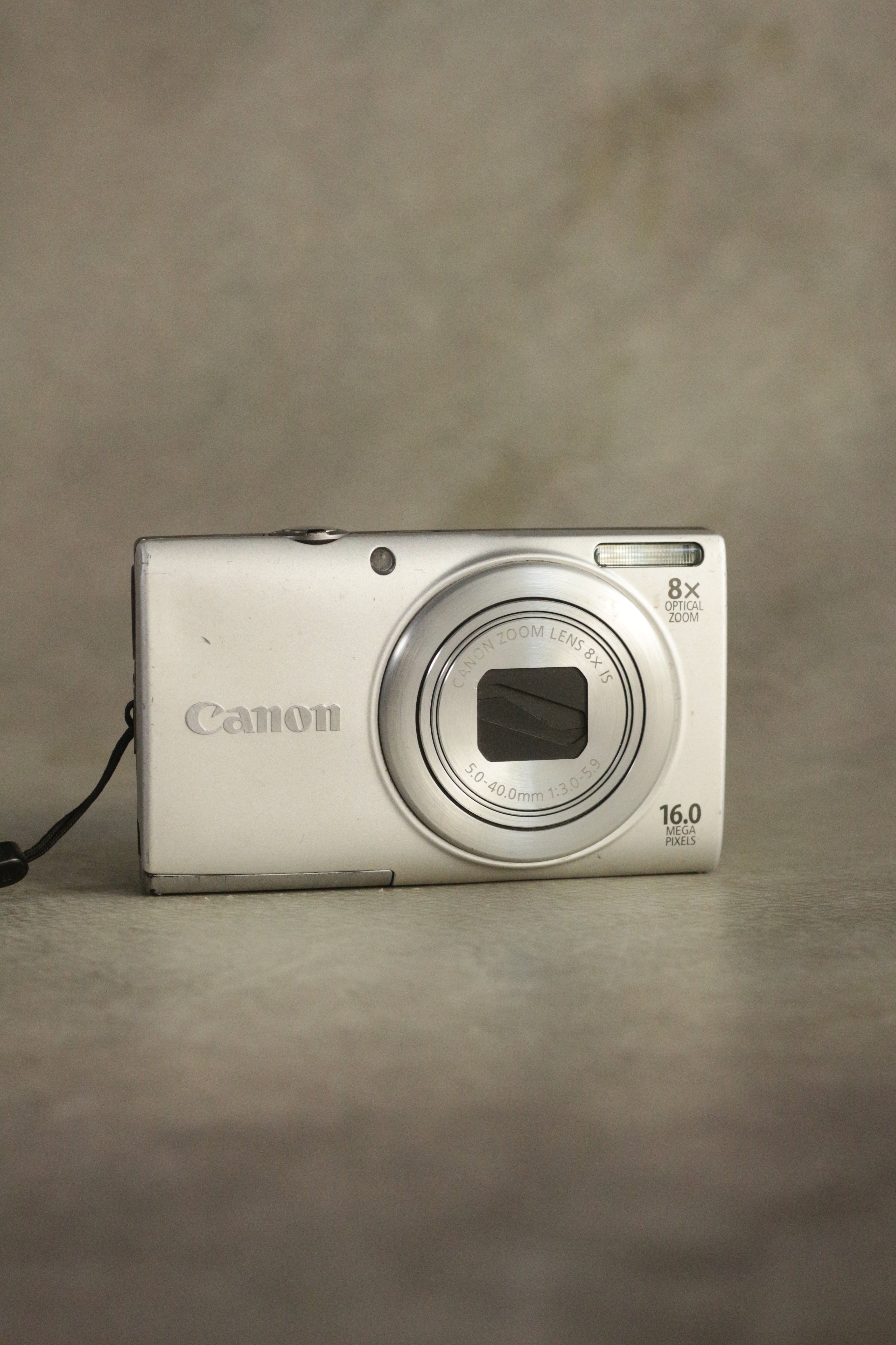 Canon Powershot A4000 IS