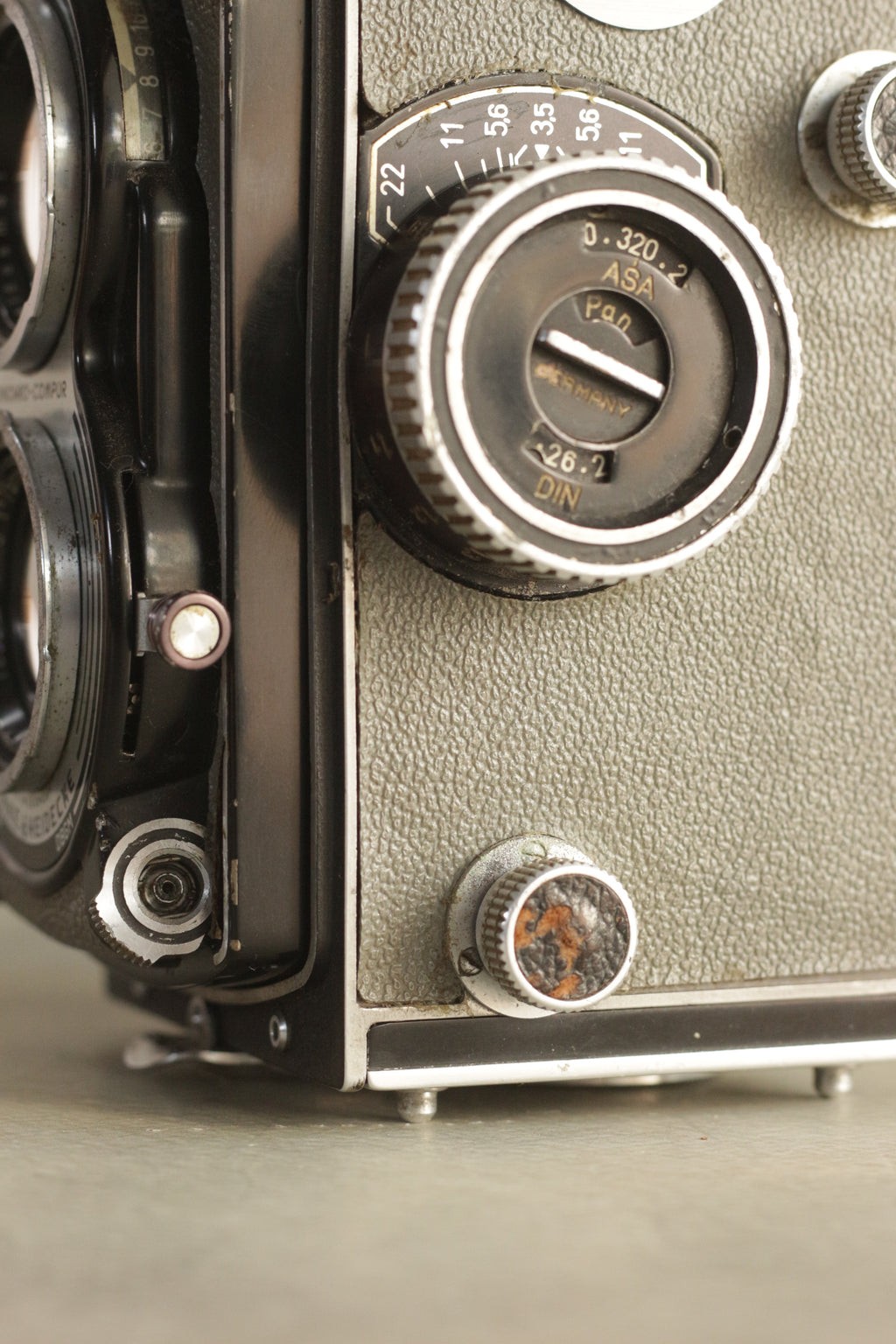 Rolleiflex T