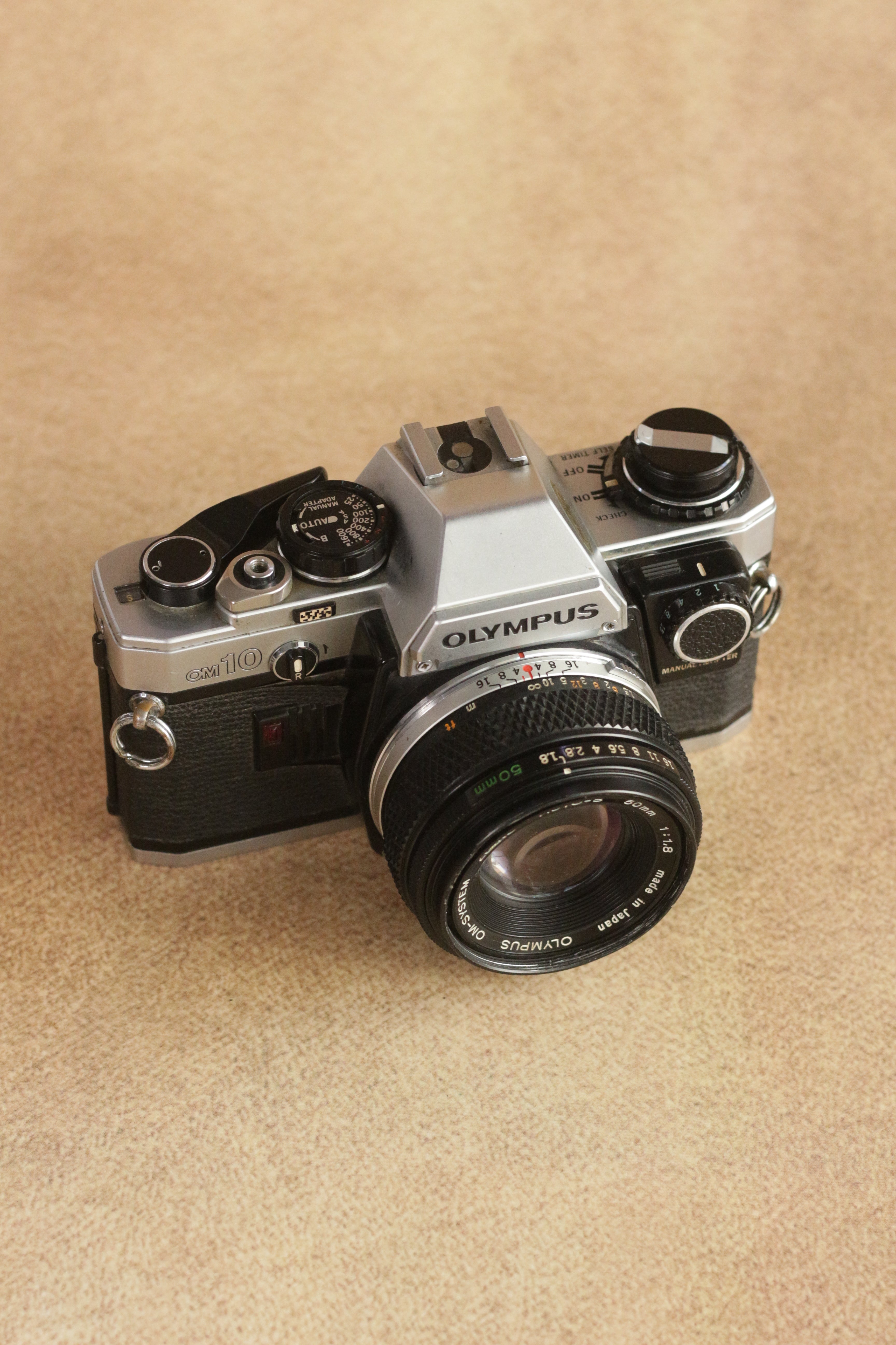 Olympus OM10 + Zuiko Auto-S 50mm F1.8 + Manual Adapter