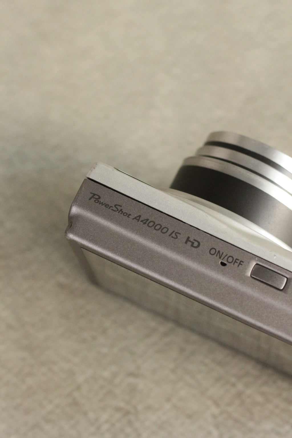 Canon Powershot A4000 IS
