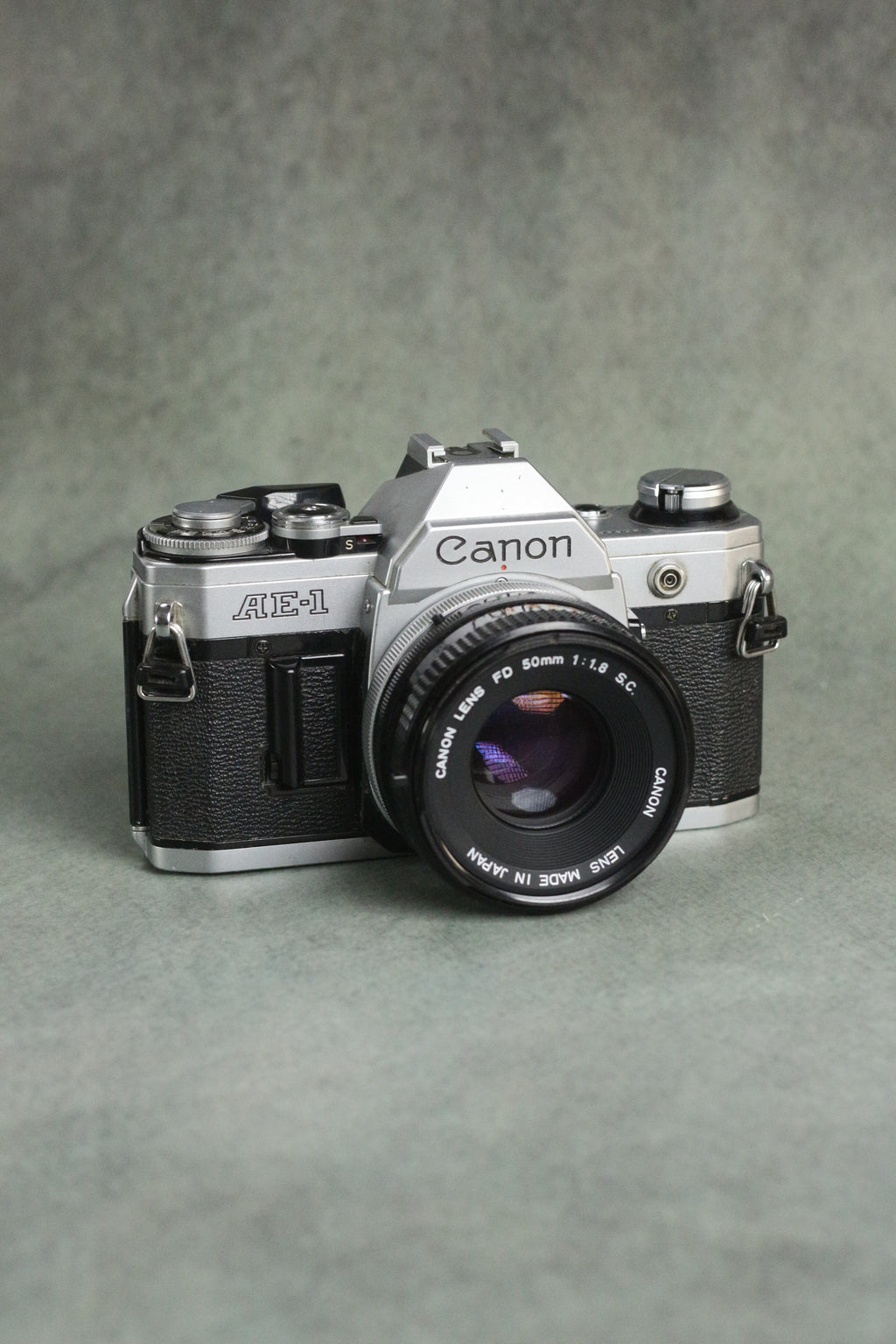 Canon AE-1 + Canon FD 50mm F1.8 S.C.