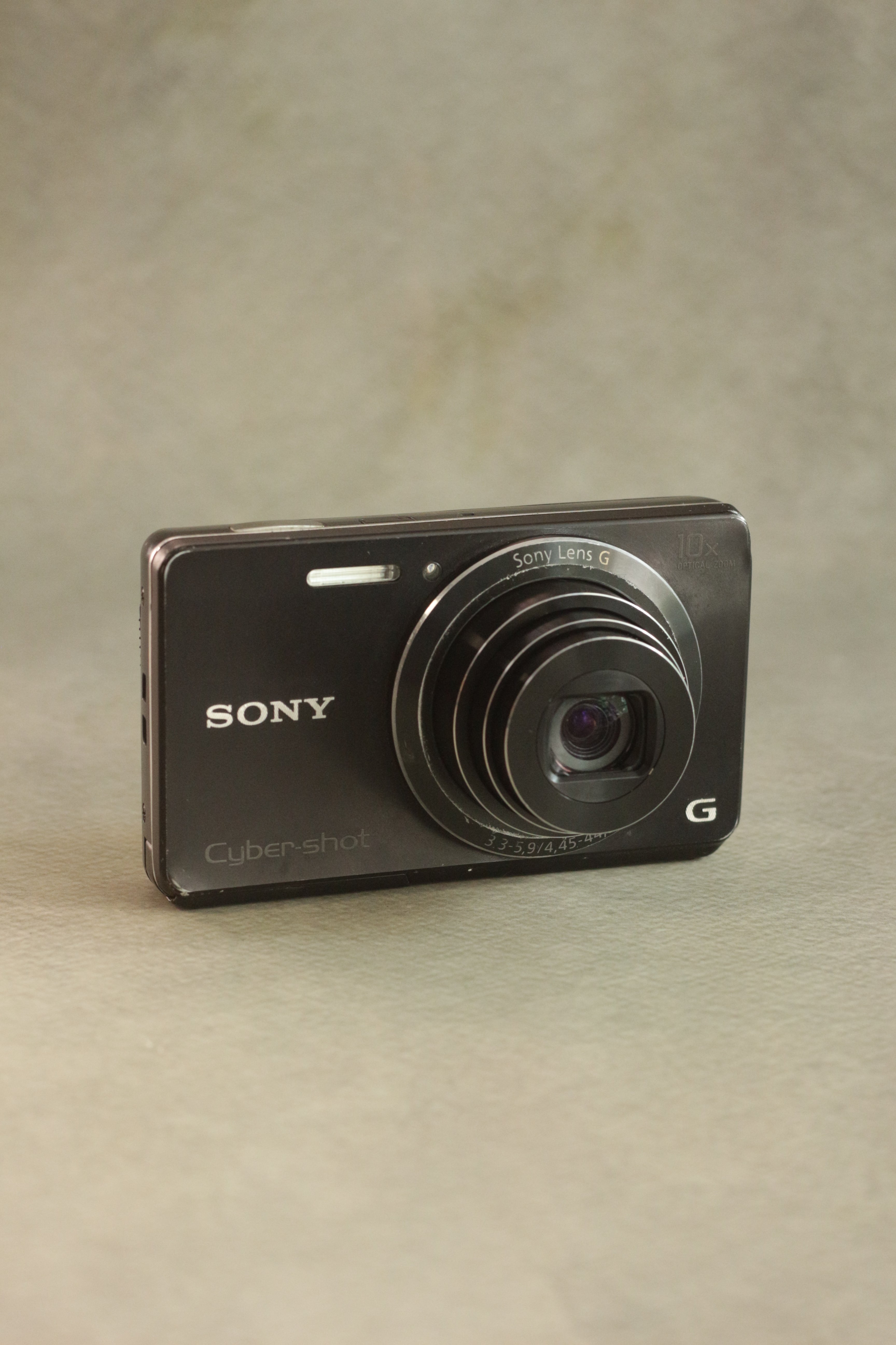 Sony Cyber-shot DSC-W690