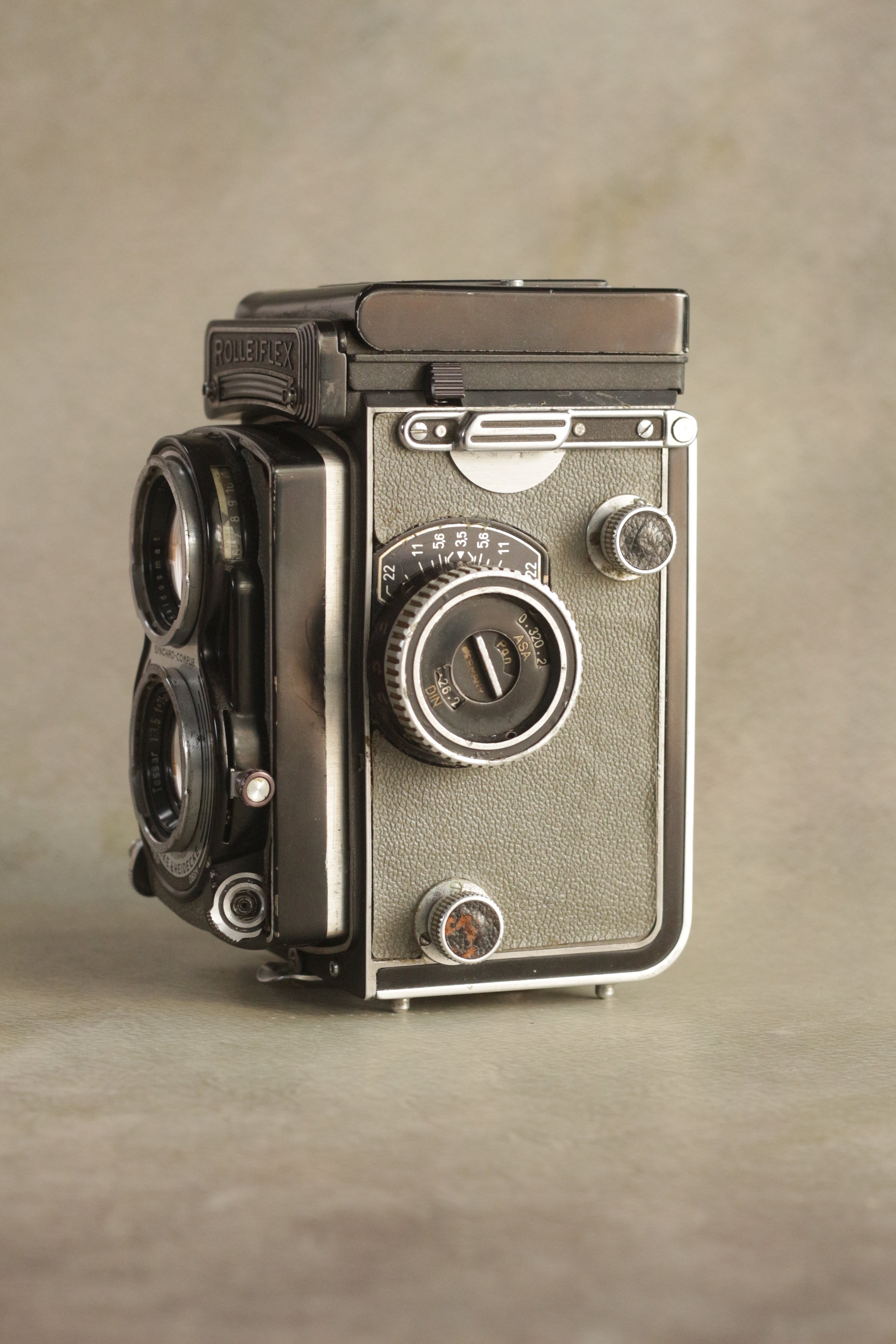 Rolleiflex T